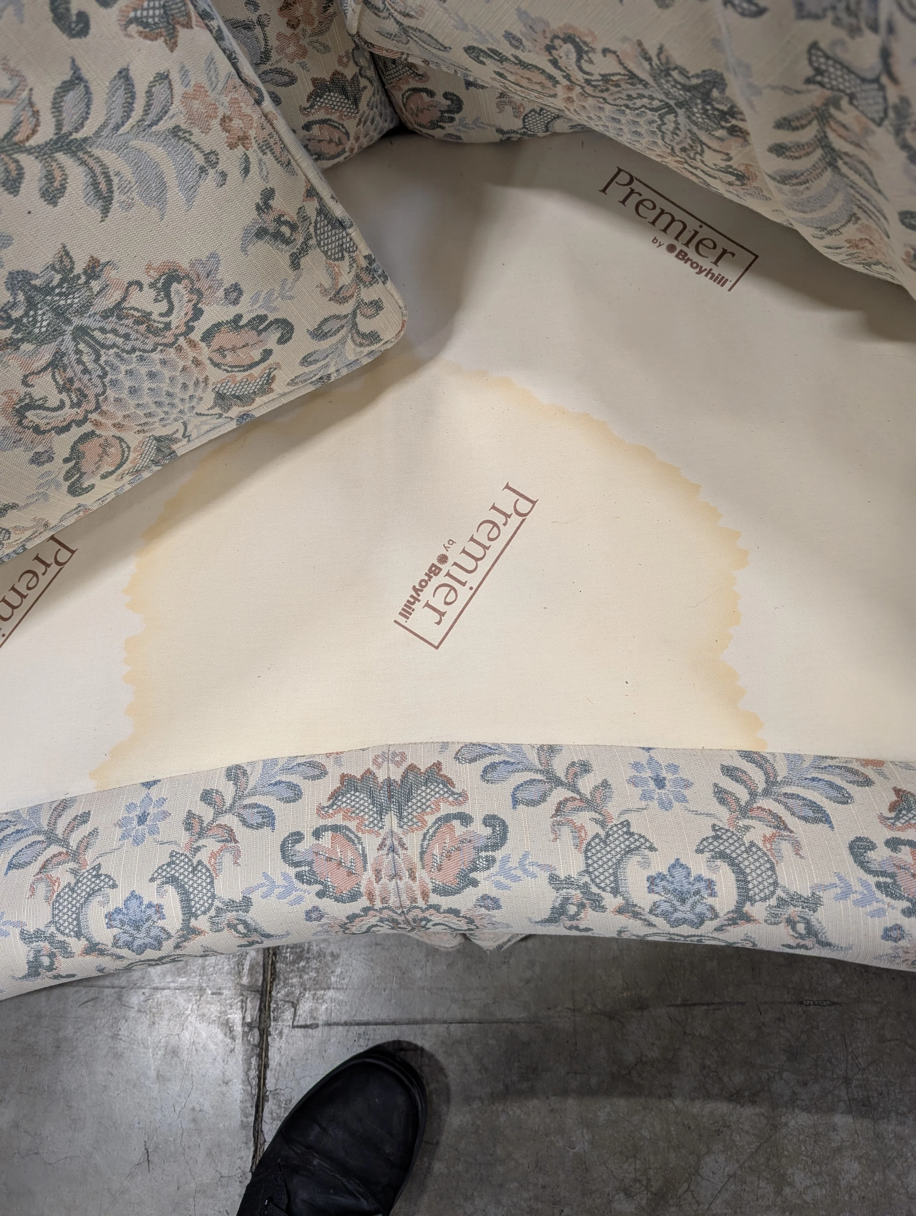 Broyhill Loveseat with Floral Damask Pattern & Rolled Arms - Image 6