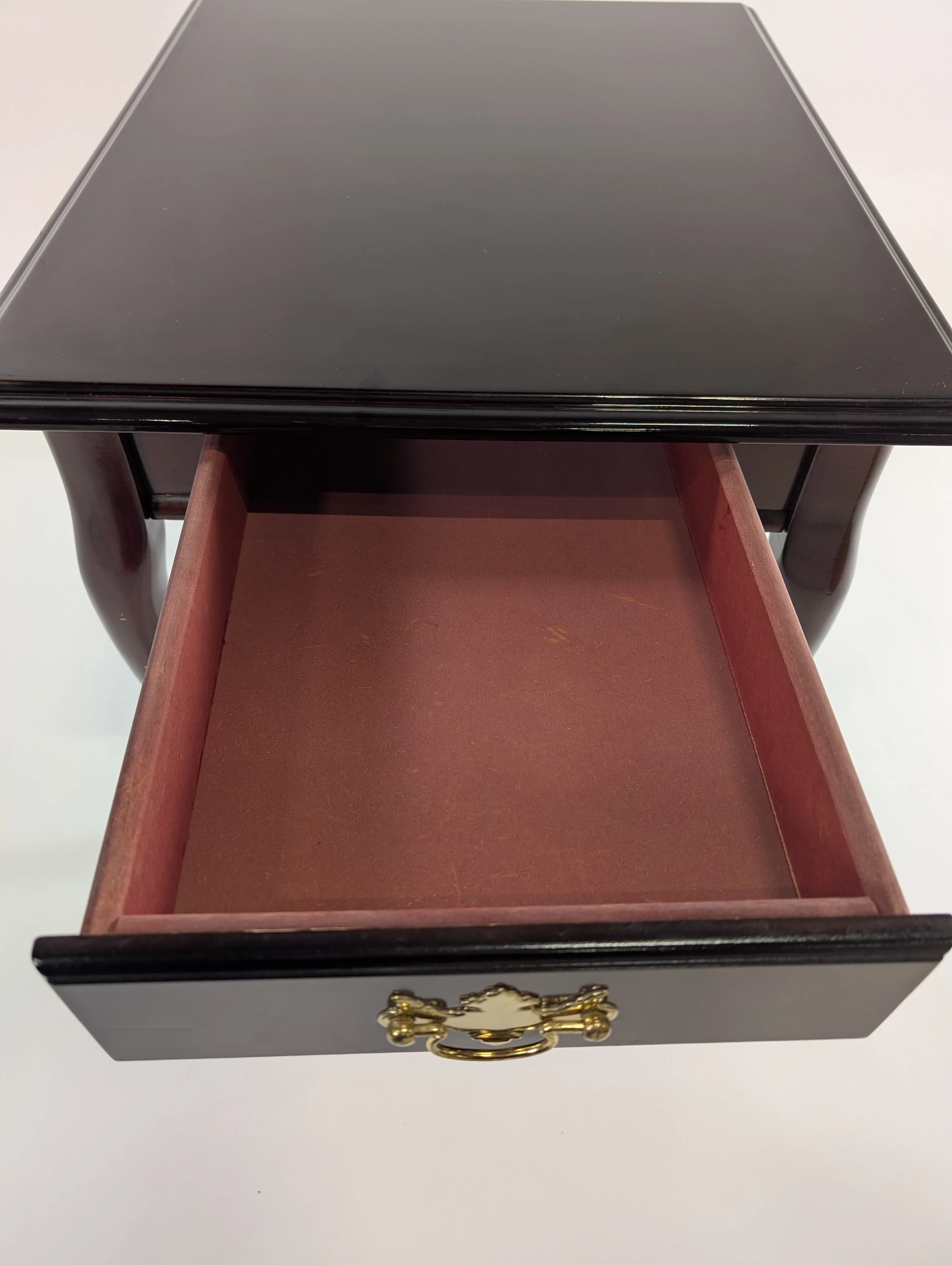 Traditional Dark Wood Side Table - Image 5