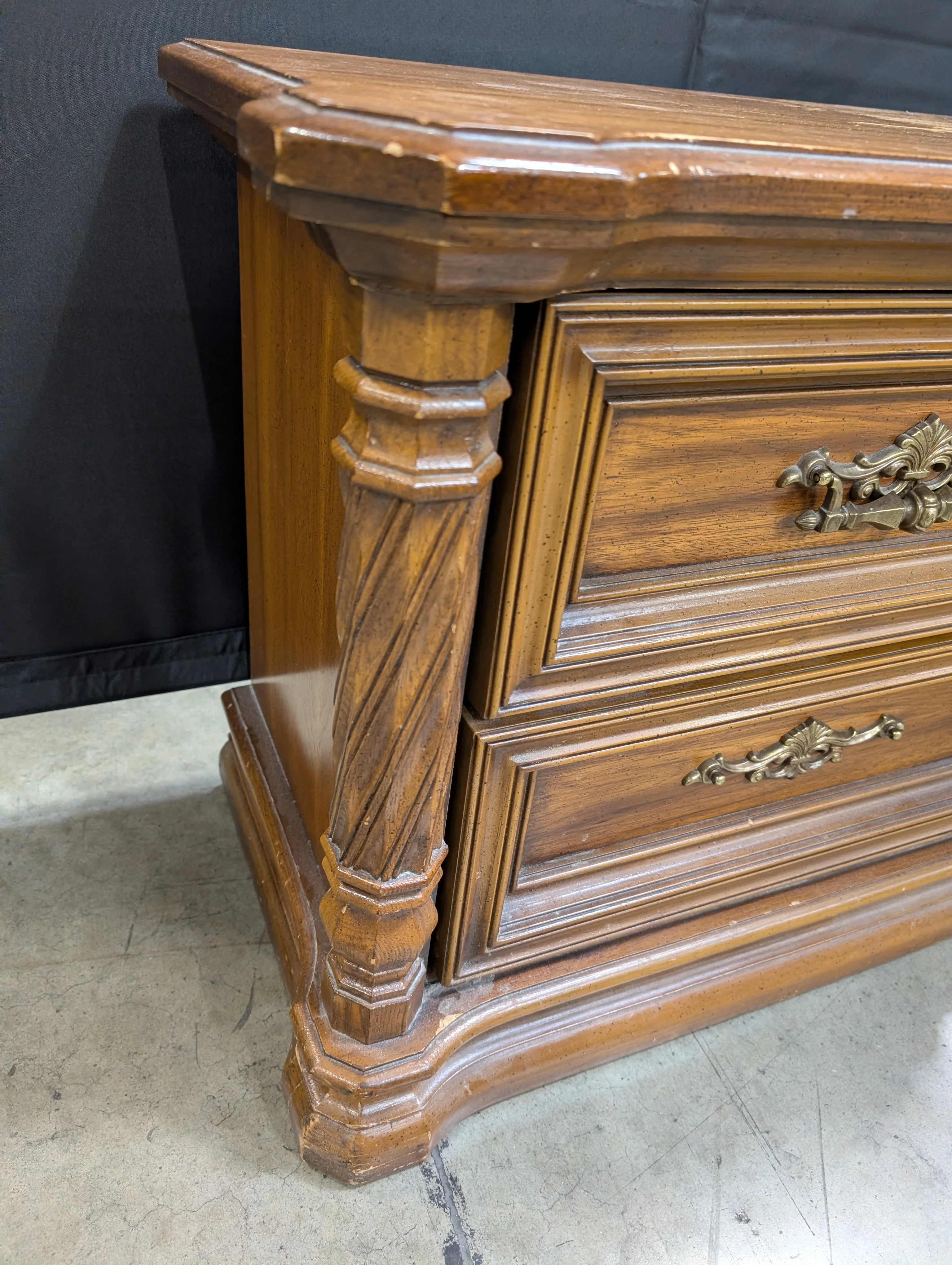 Vintage Wooden Nightstand with Two Drawers, Ornate Pulls & Carved Accents - Image 2