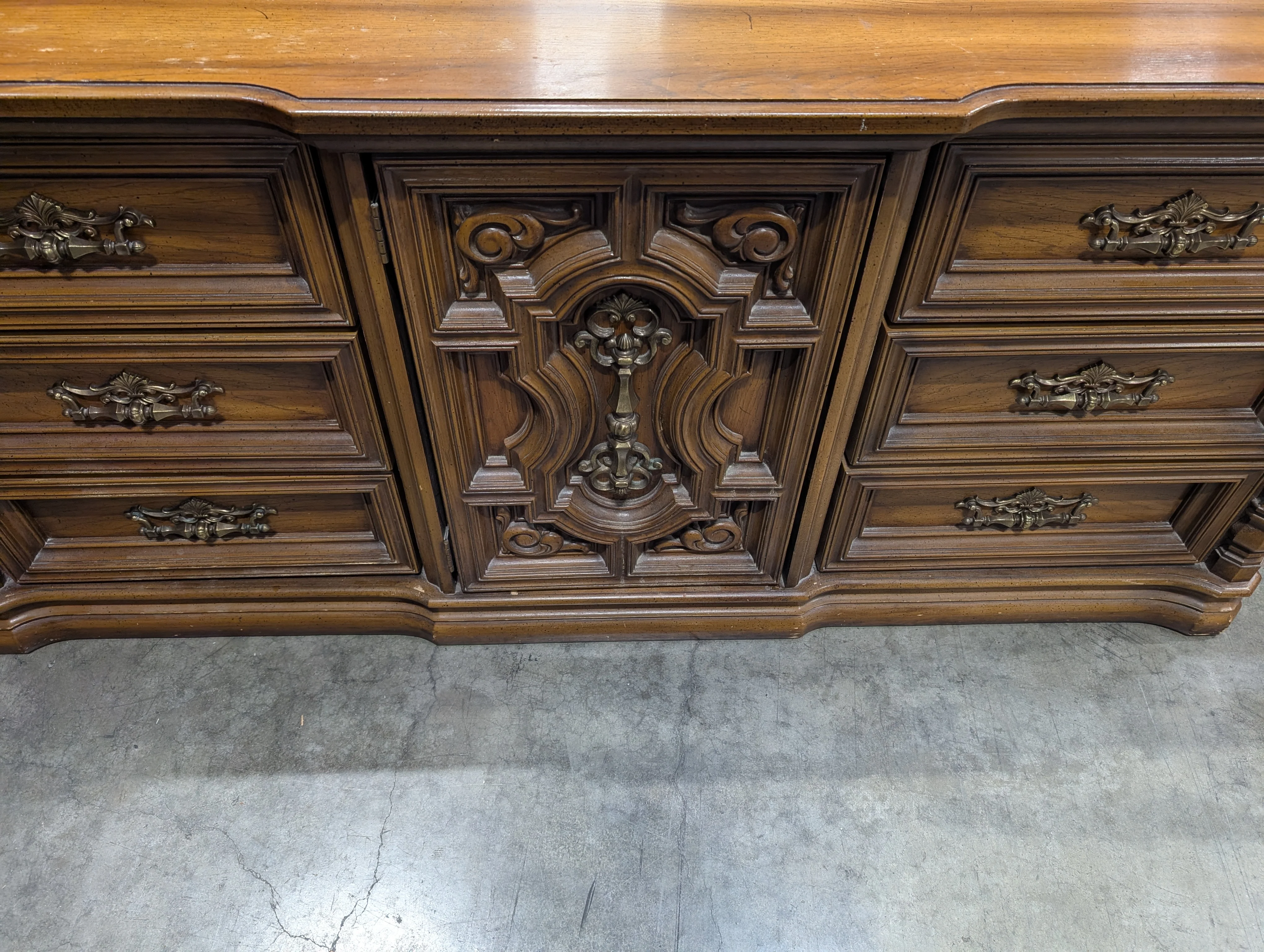 Ornate Traditional Dark Wood Dresser with Nine Drawers and Two Carved Mirrors - Image 2