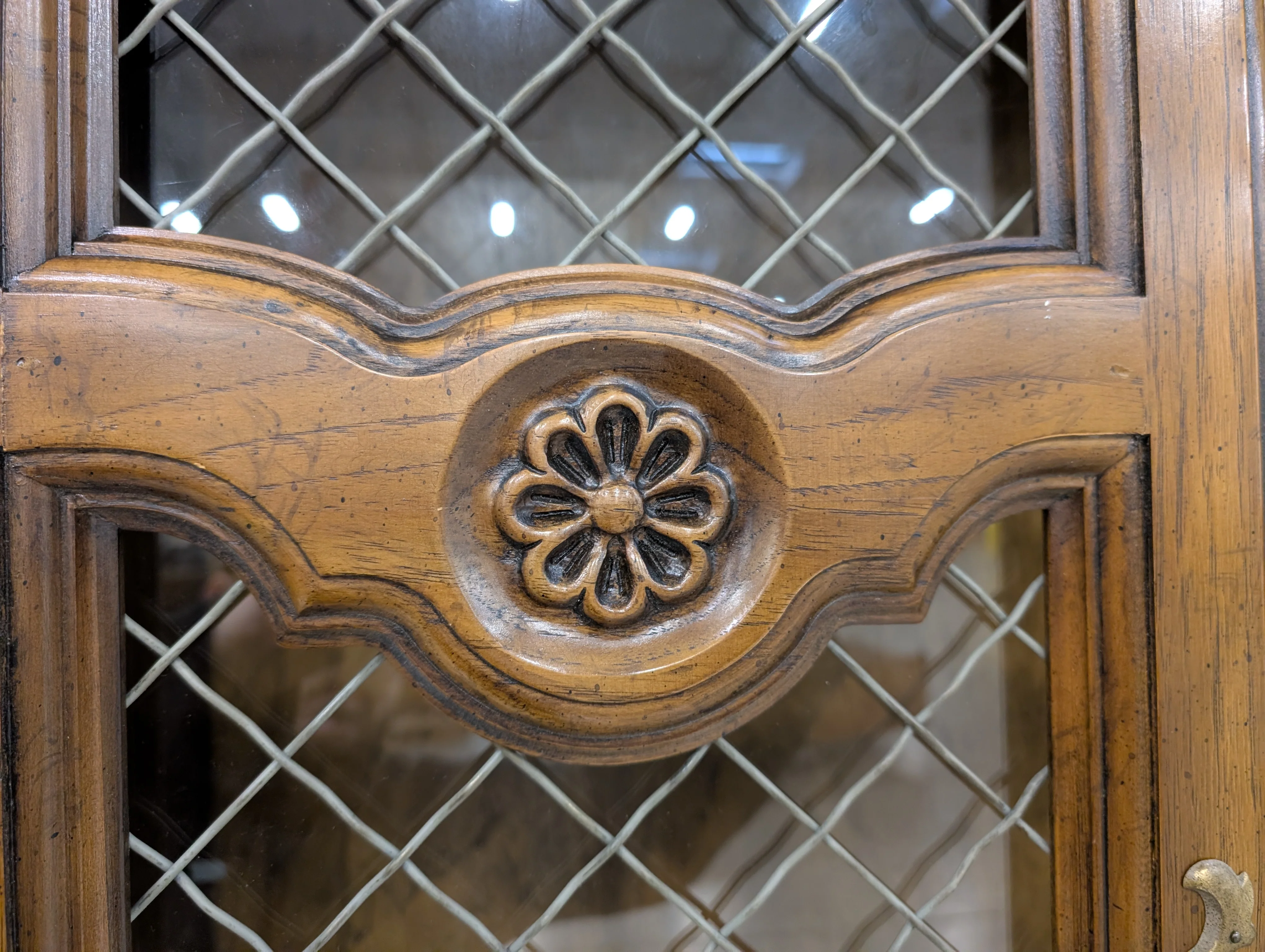 Drexel Touraine II Pecan French Country China Display Cabinet. - Image 10