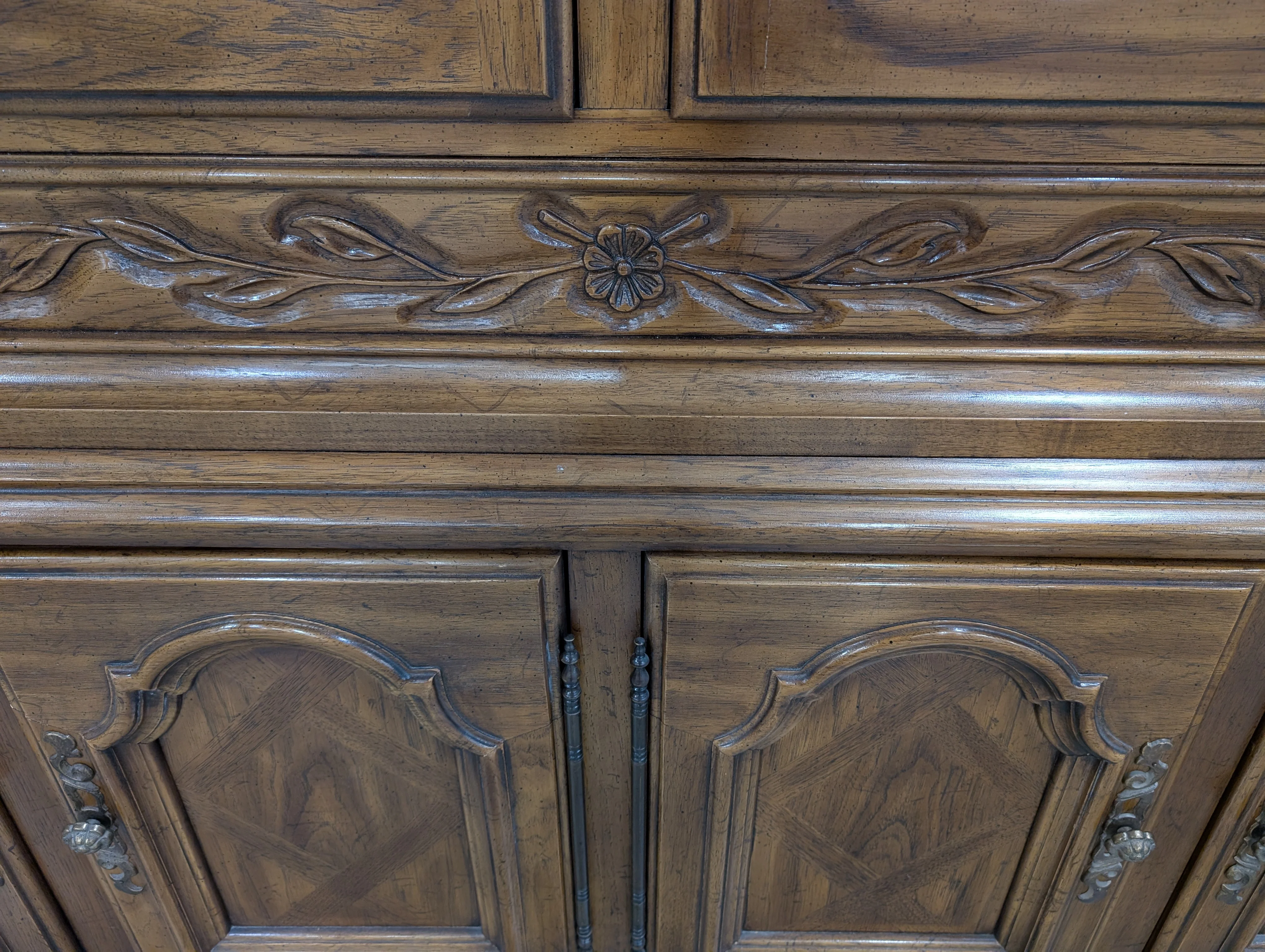 Drexel Touraine II Pecan French Country China Display Cabinet. - Image 13