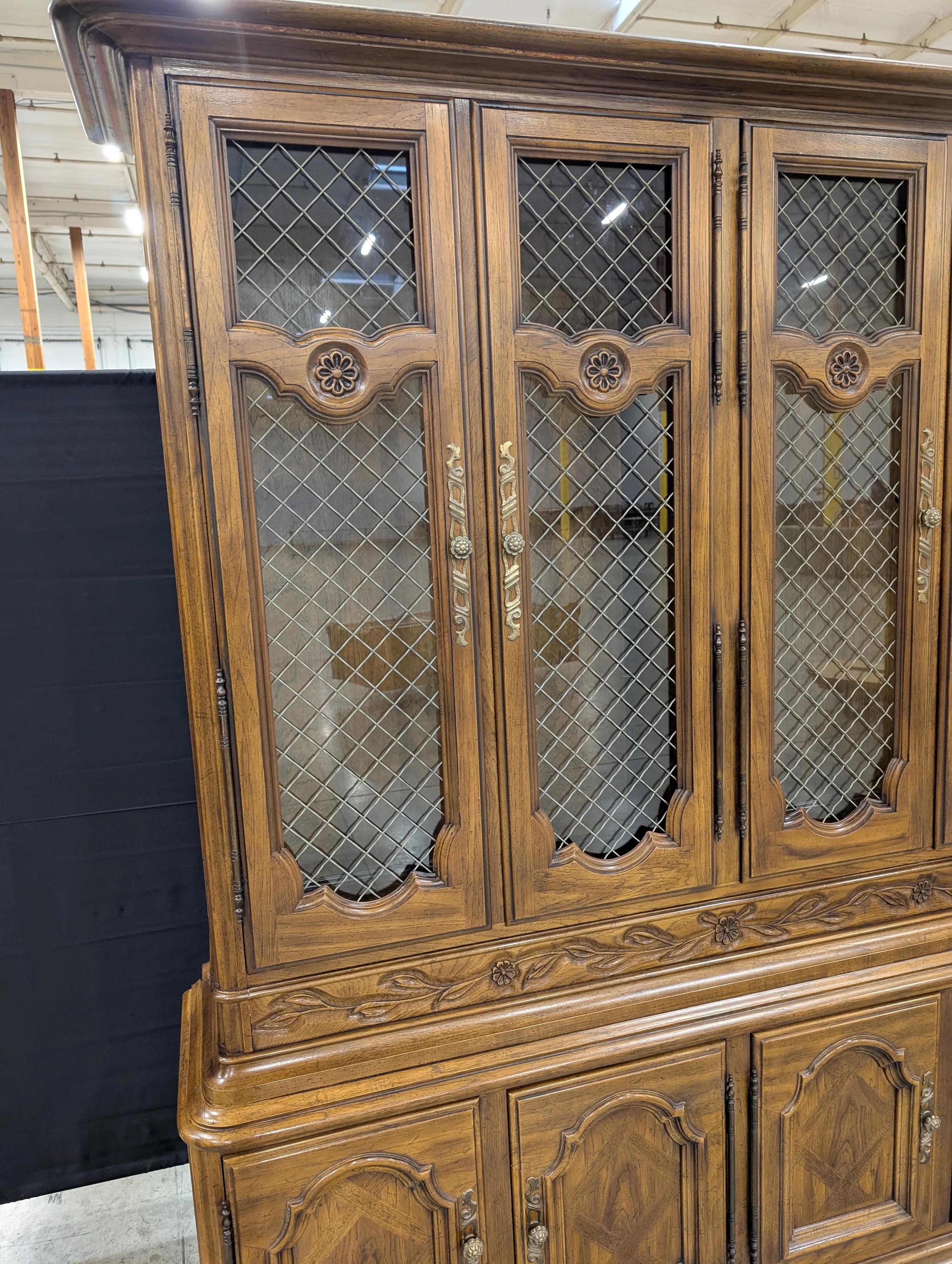 Drexel Touraine II Pecan French Country China Display Cabinet. - Image 7