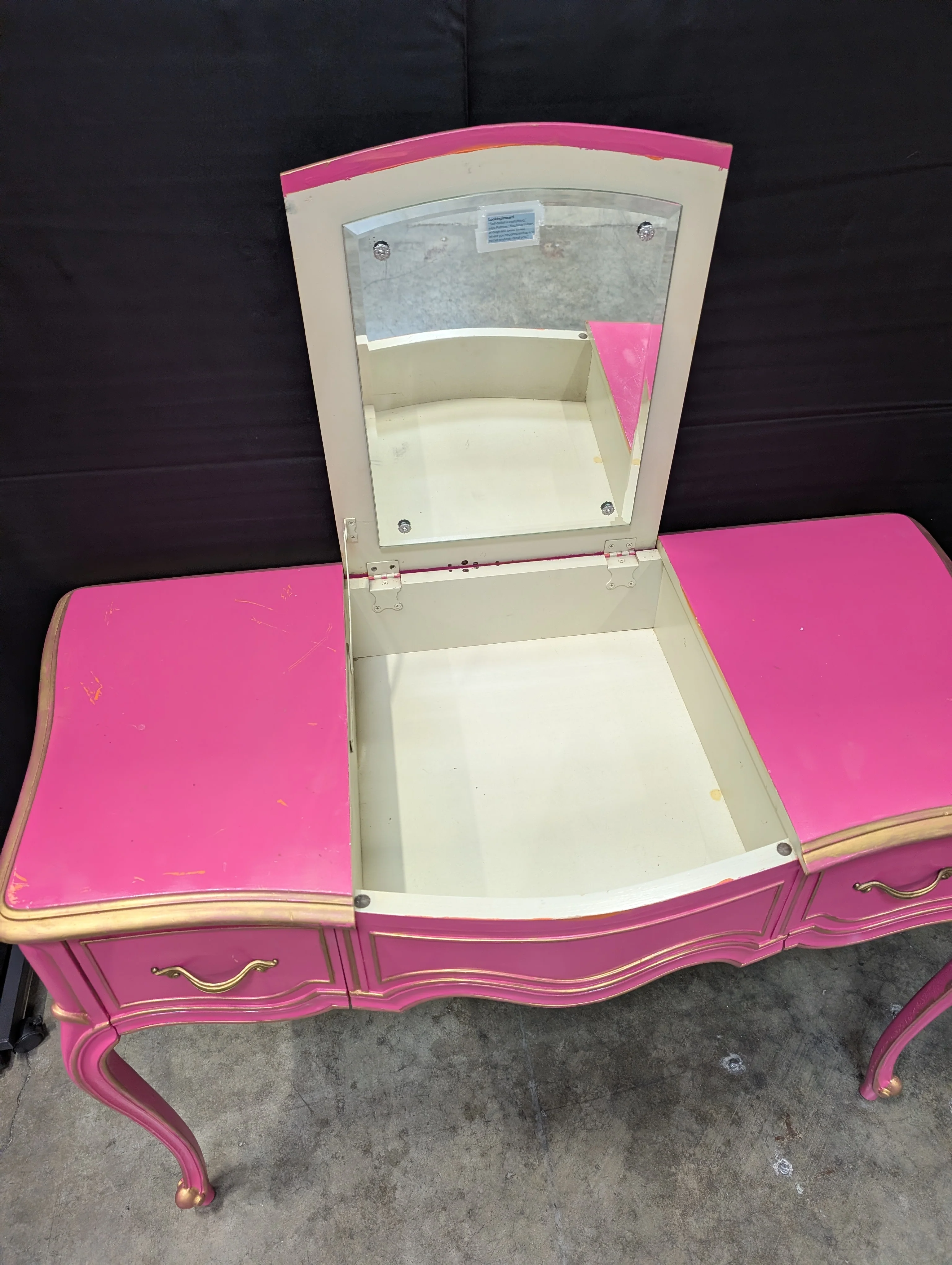 Pink and Gold Vanity - Image 4