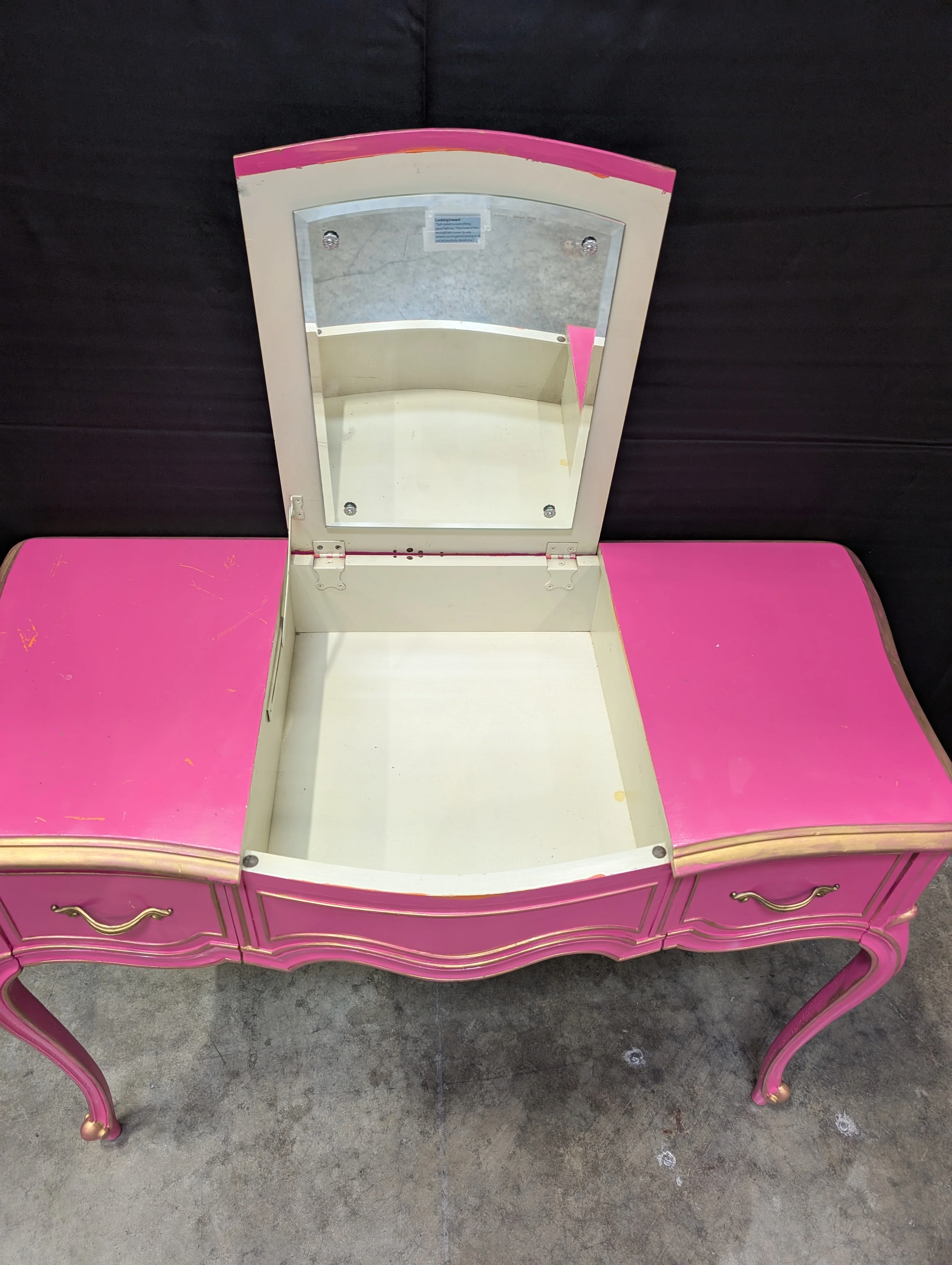 Pink and Gold Vanity - Image 5