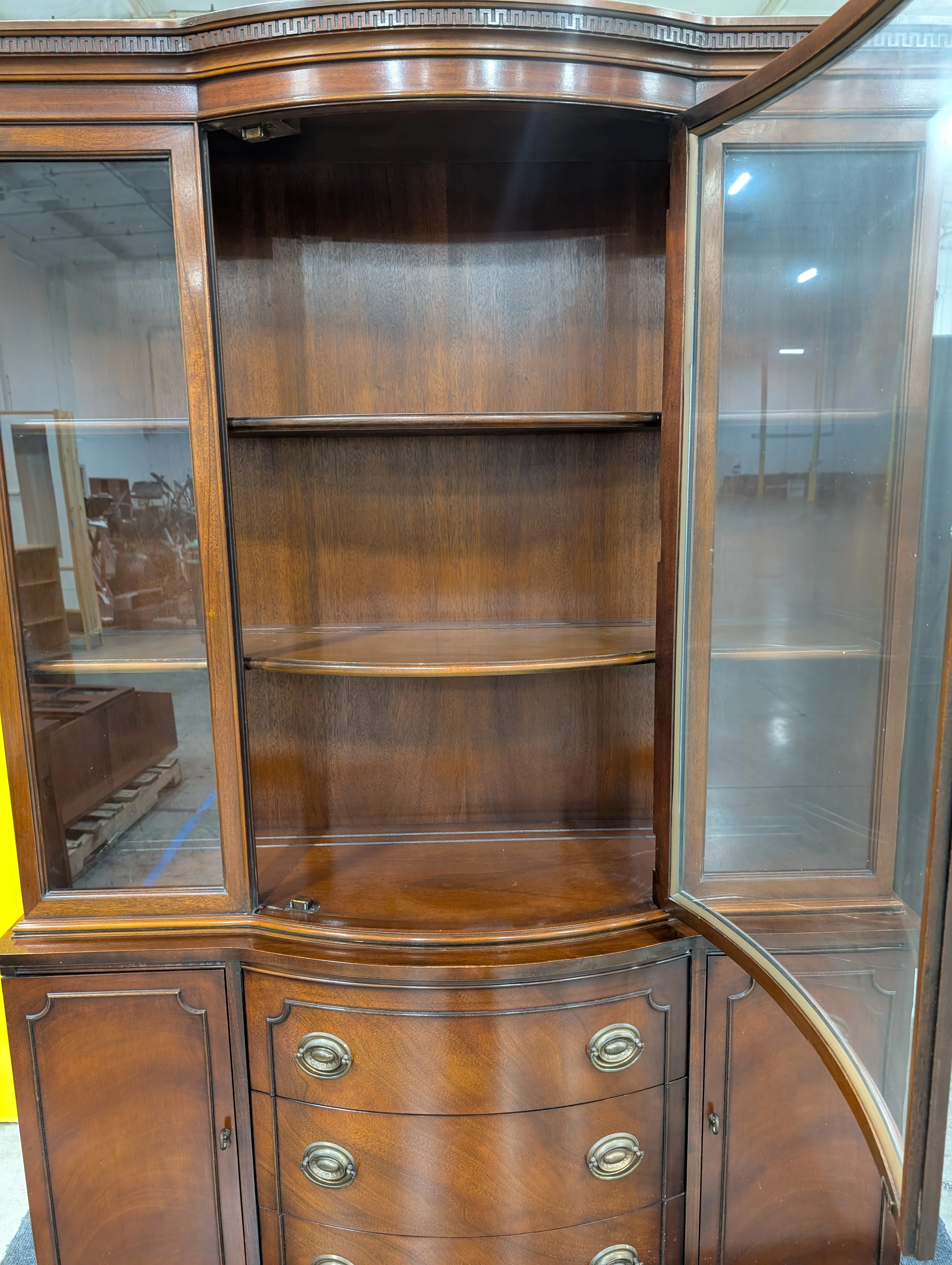 Drexel Curved Glass Door Display Cabinet - Image 4
