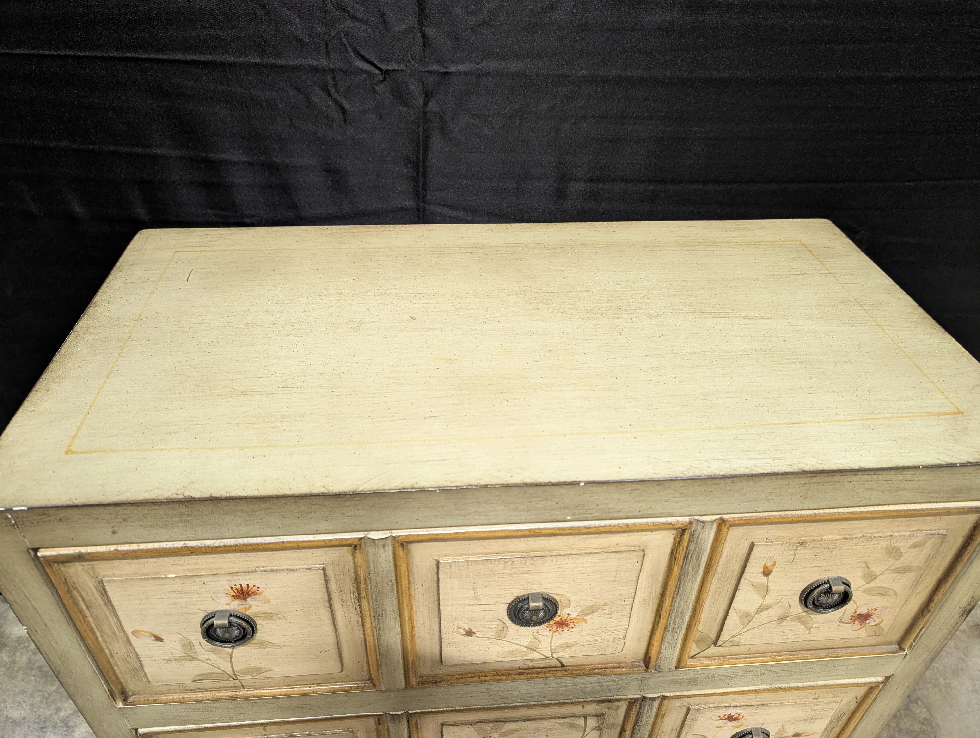 Apothecary Style Three Drawer Accent Chest - Image 9