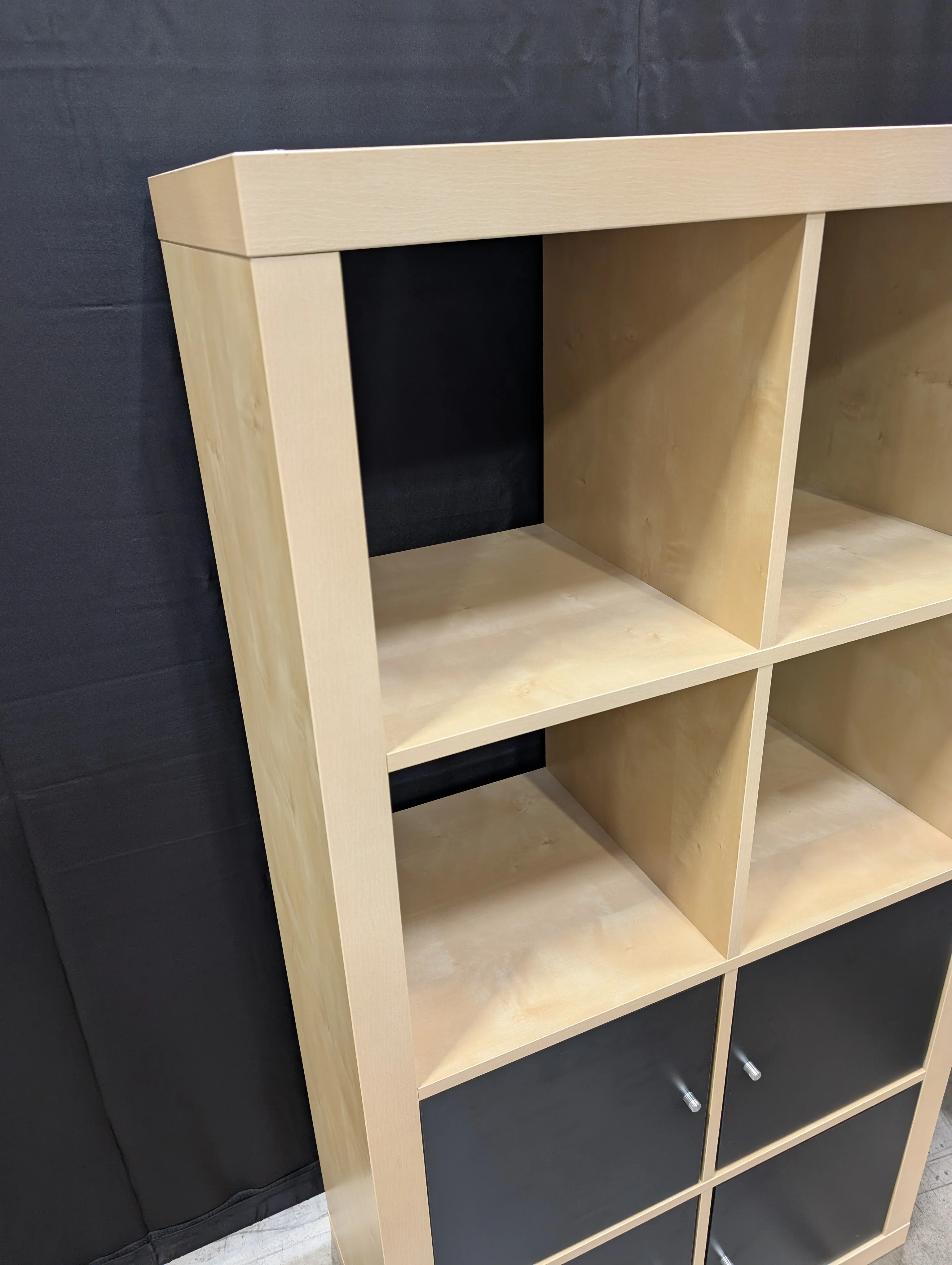 Versatile 8-Cube Organizer Shelf with Black Storage Bins - Image 3