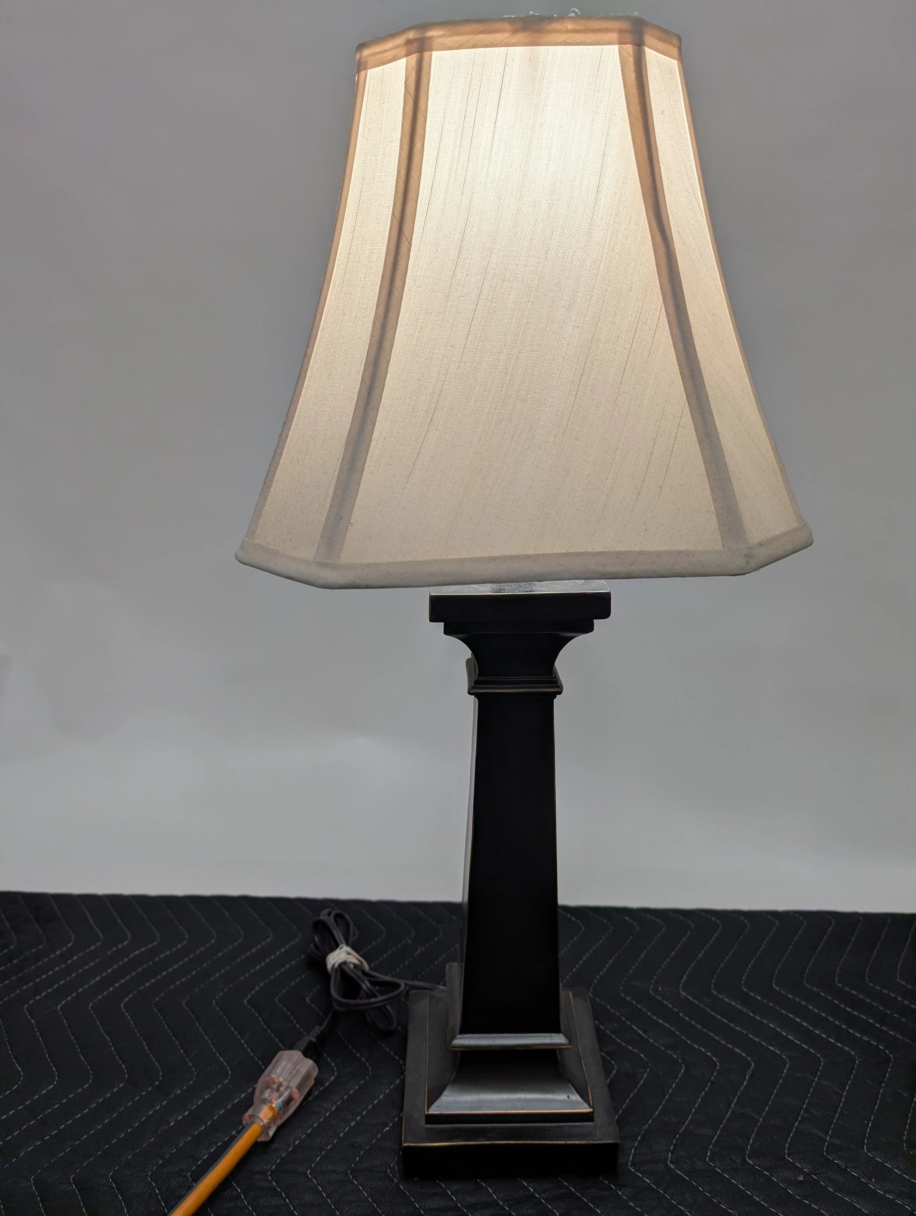 Traditional Dark Metal Table Lamp with Octagonal Fabric Shade - Image 3