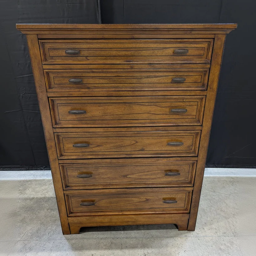 FLEXSTEEL Five Drawer Dresser