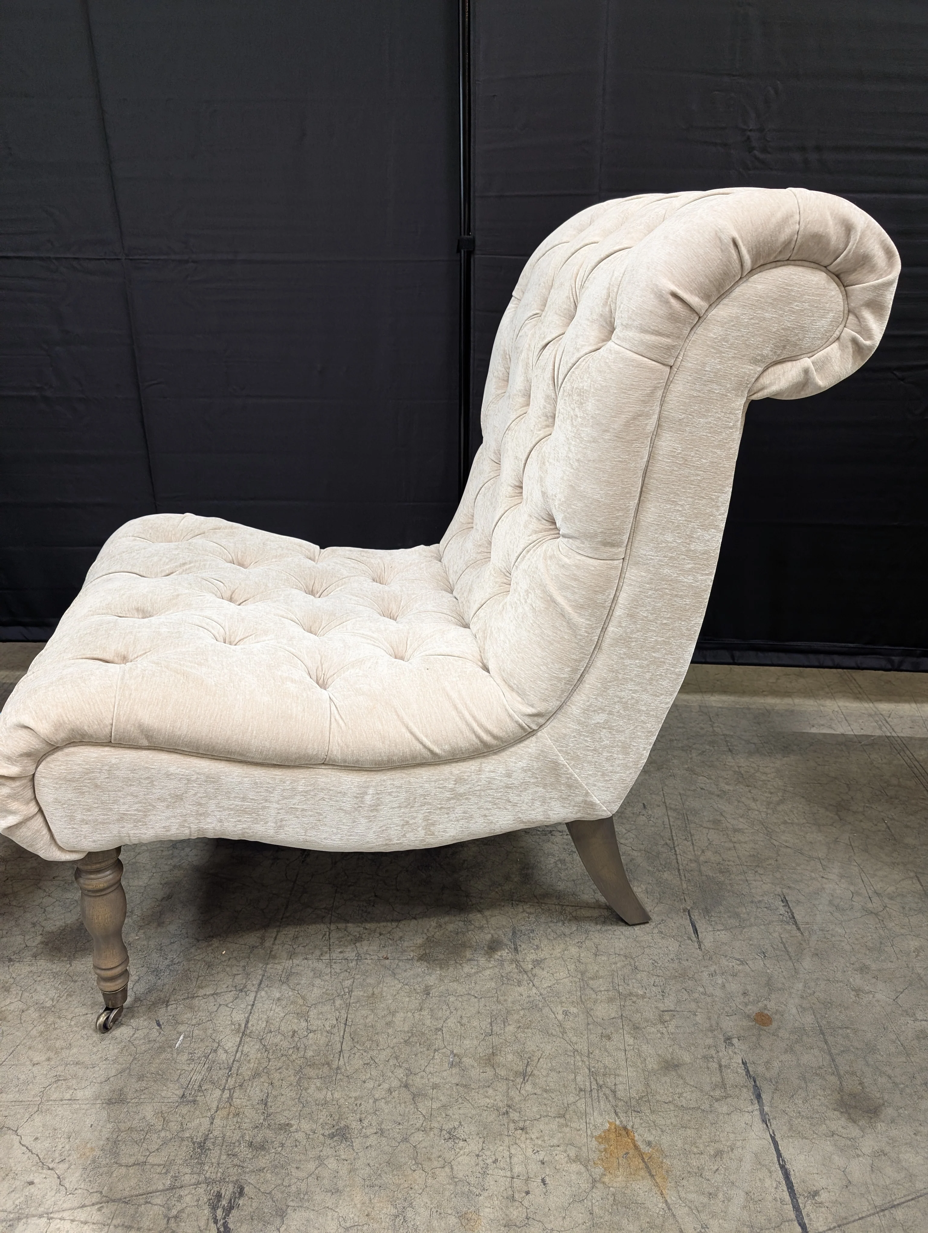 Neutral Tufted Upholstered Armless Accent Chair - Image 5