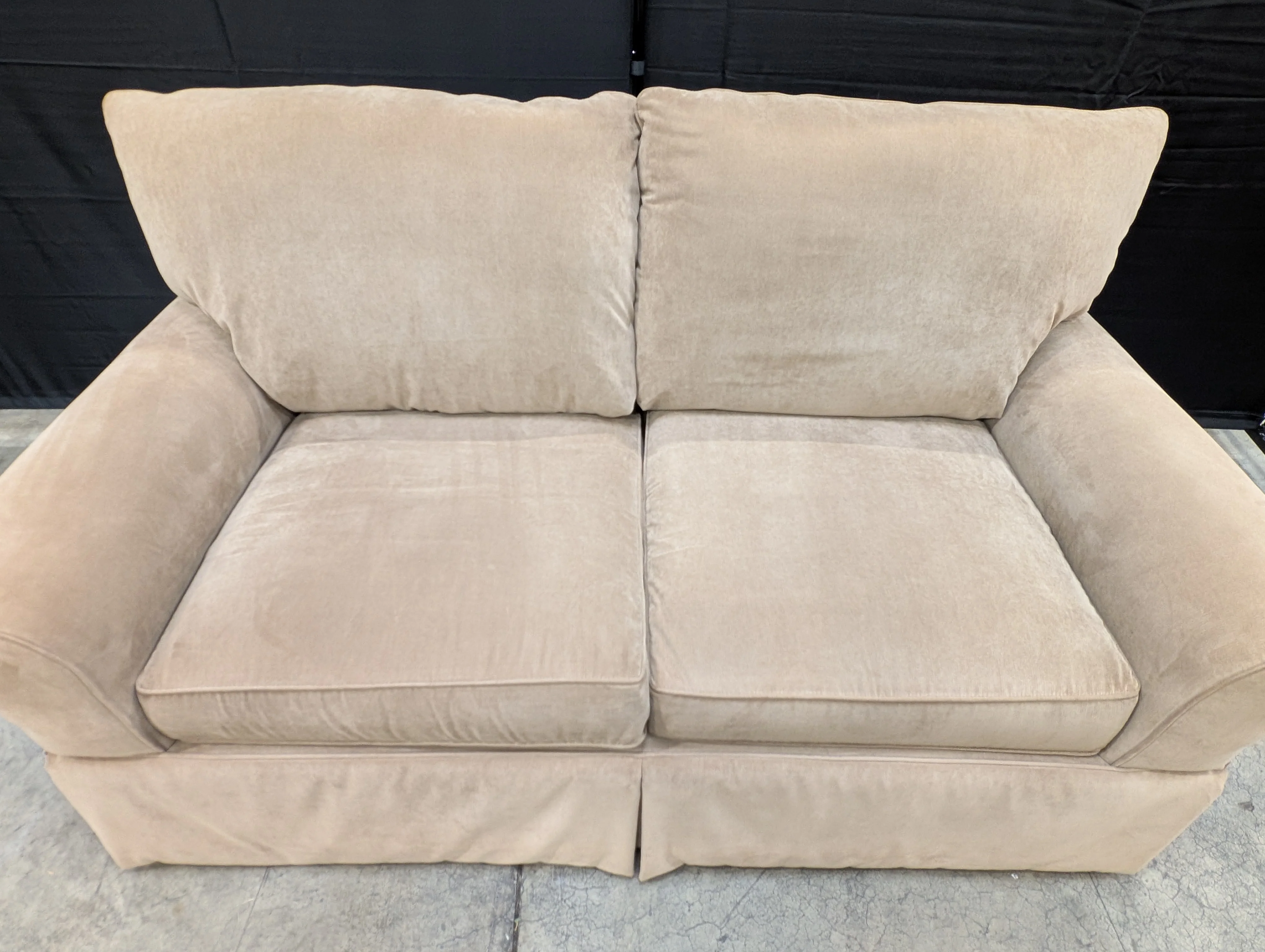 Thomasville Tan Rolled Arm Loveseat Sofa - Image 3