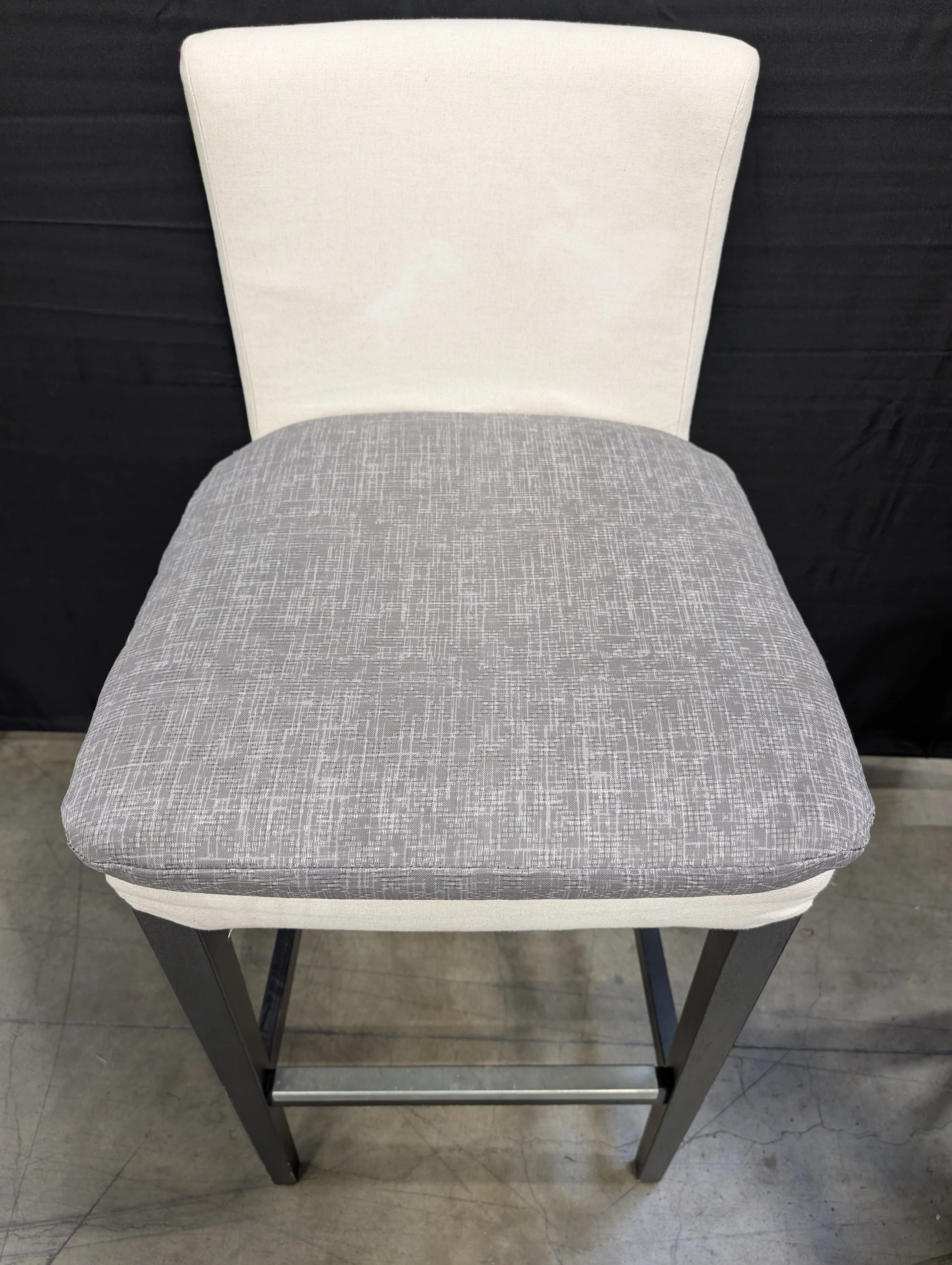 Beige Stool with cover - Image 2