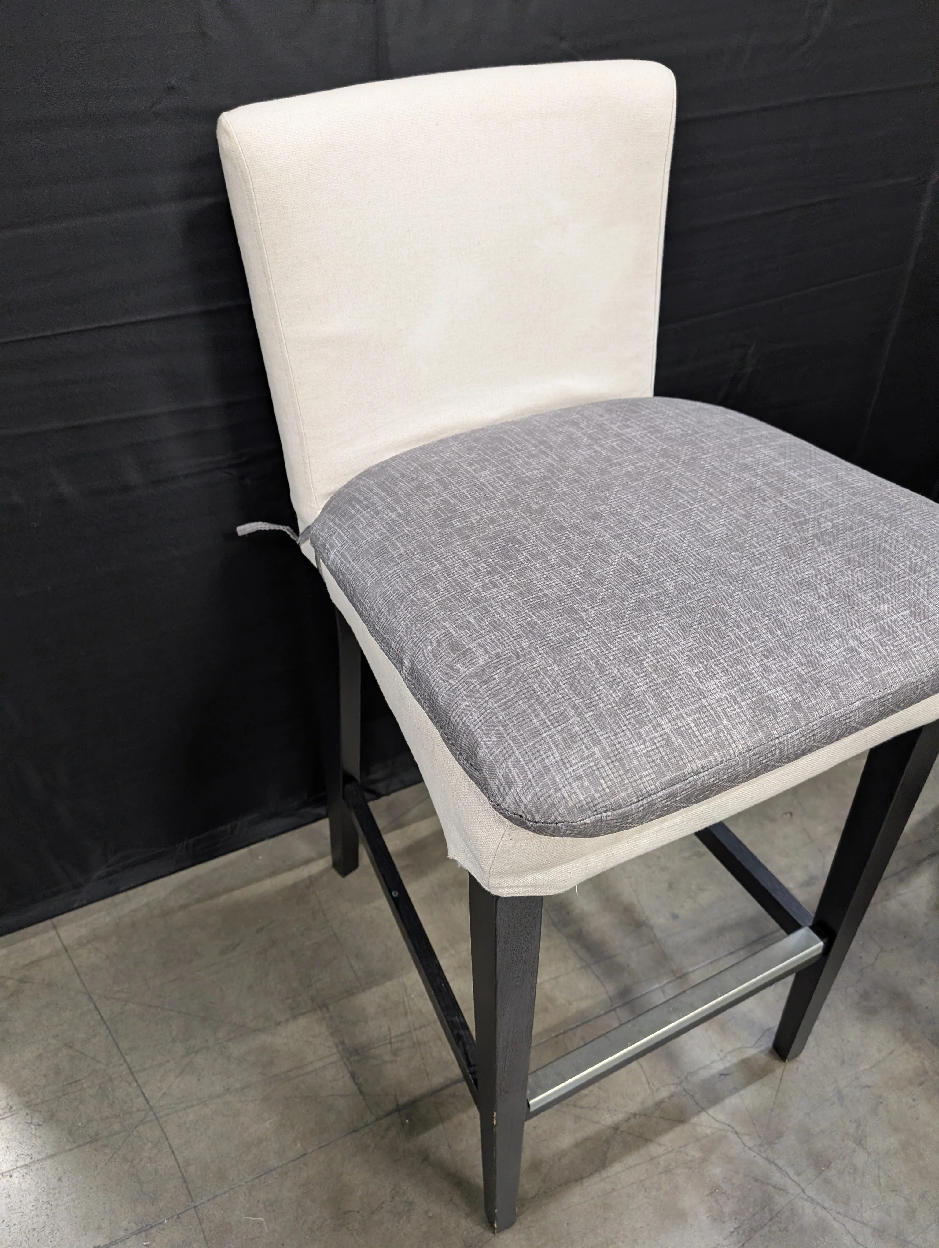 Beige Stool with cover - Image 5