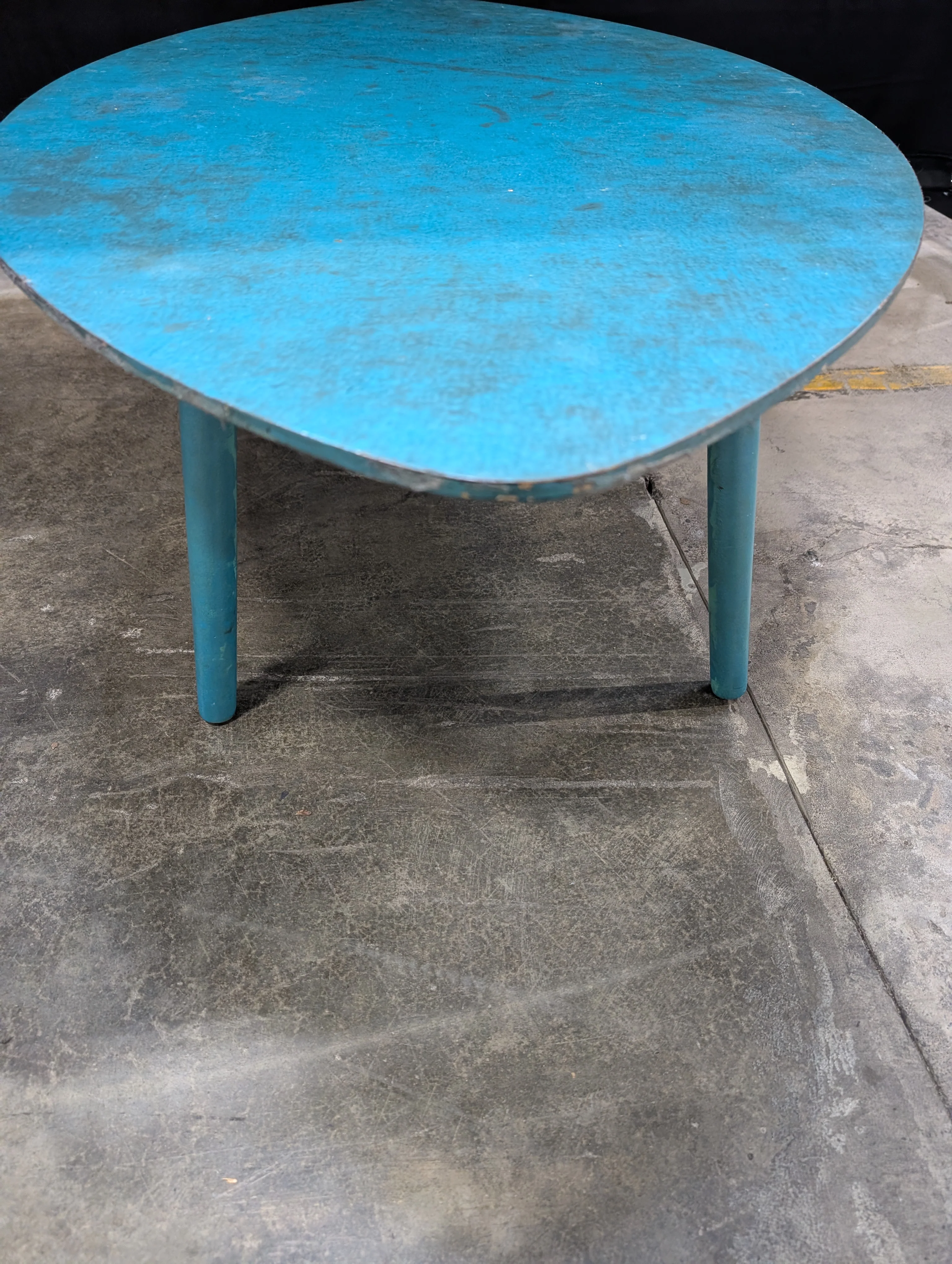 Vibrant Turquoise Irregular Oval Coffee Table - Image 3