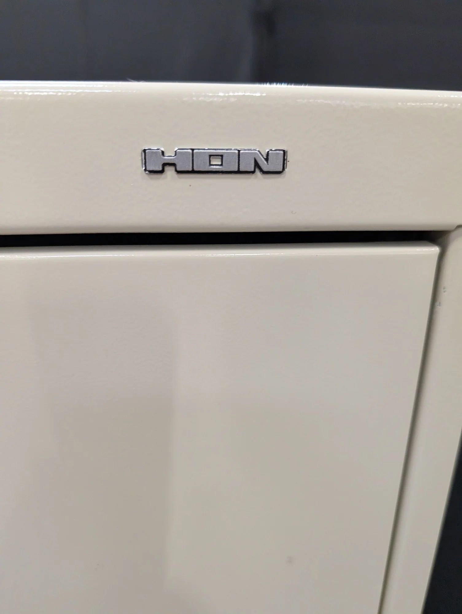 HON Sturdy Beige 4-Drawer Lateral Filing Cabinet - Image 3