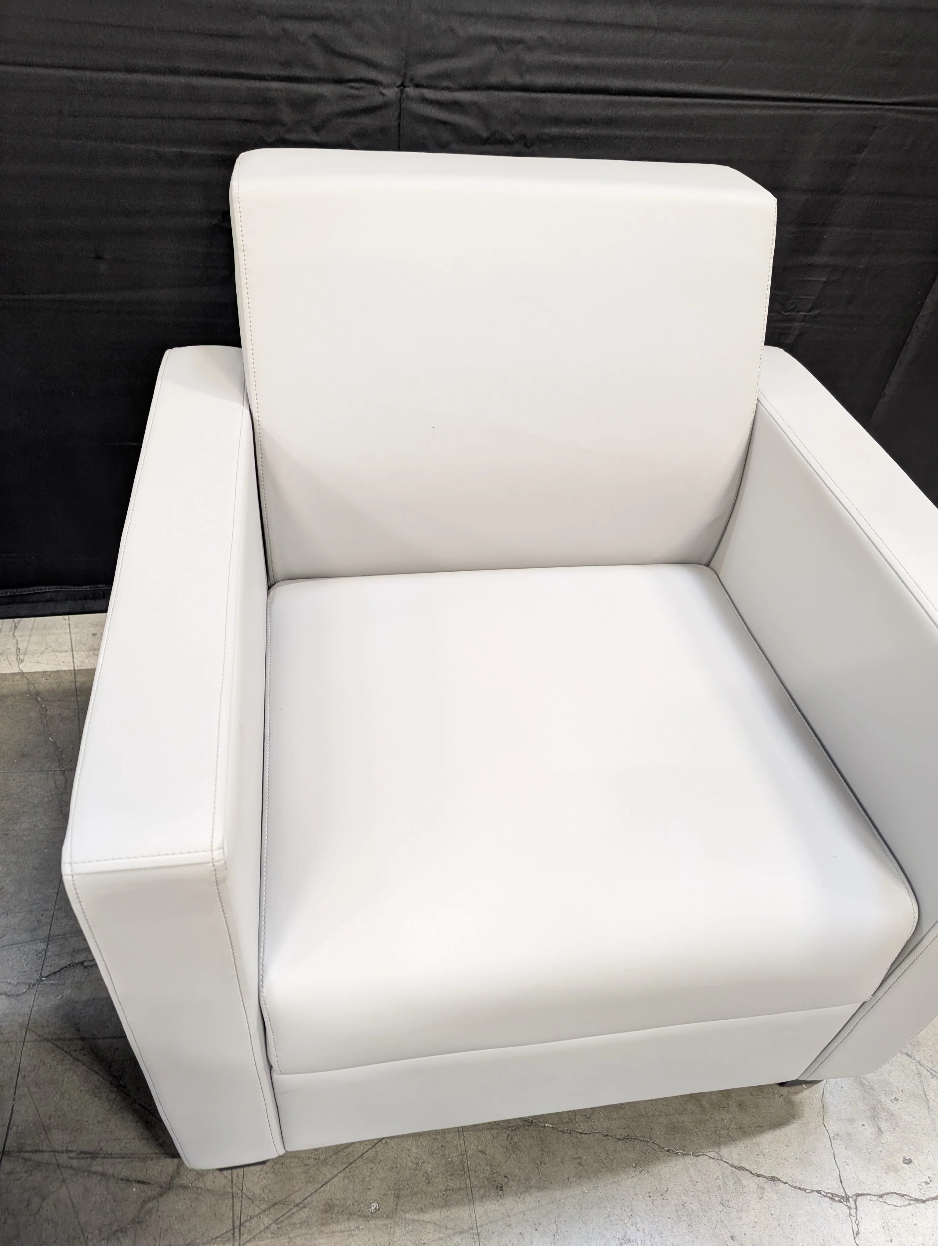Modern Light Grey Faux Leather Accent Chair - Image 3
