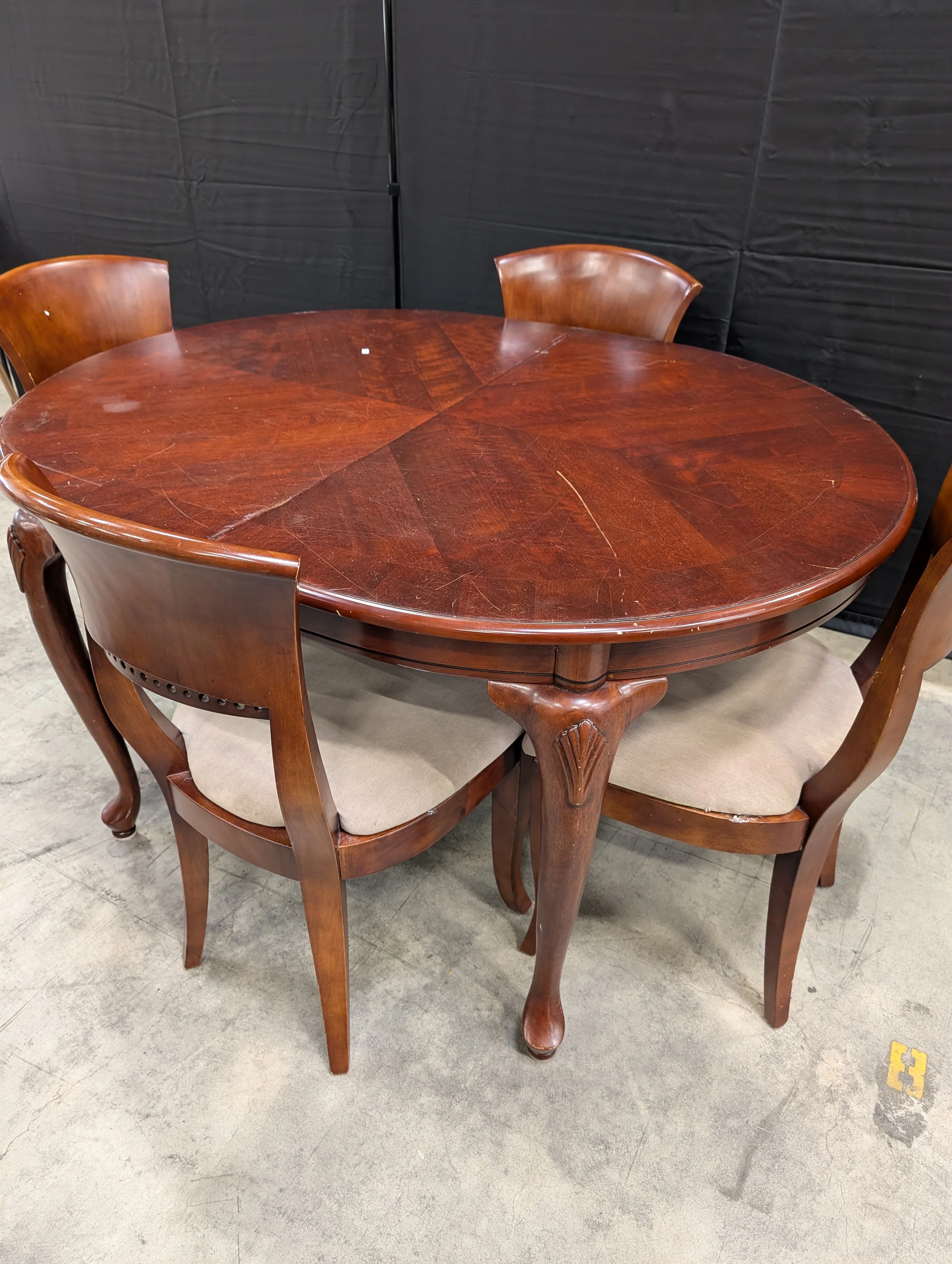 Traditional Dark Wood Oval Dining Table with Four Upholstered Chairs - Image 6