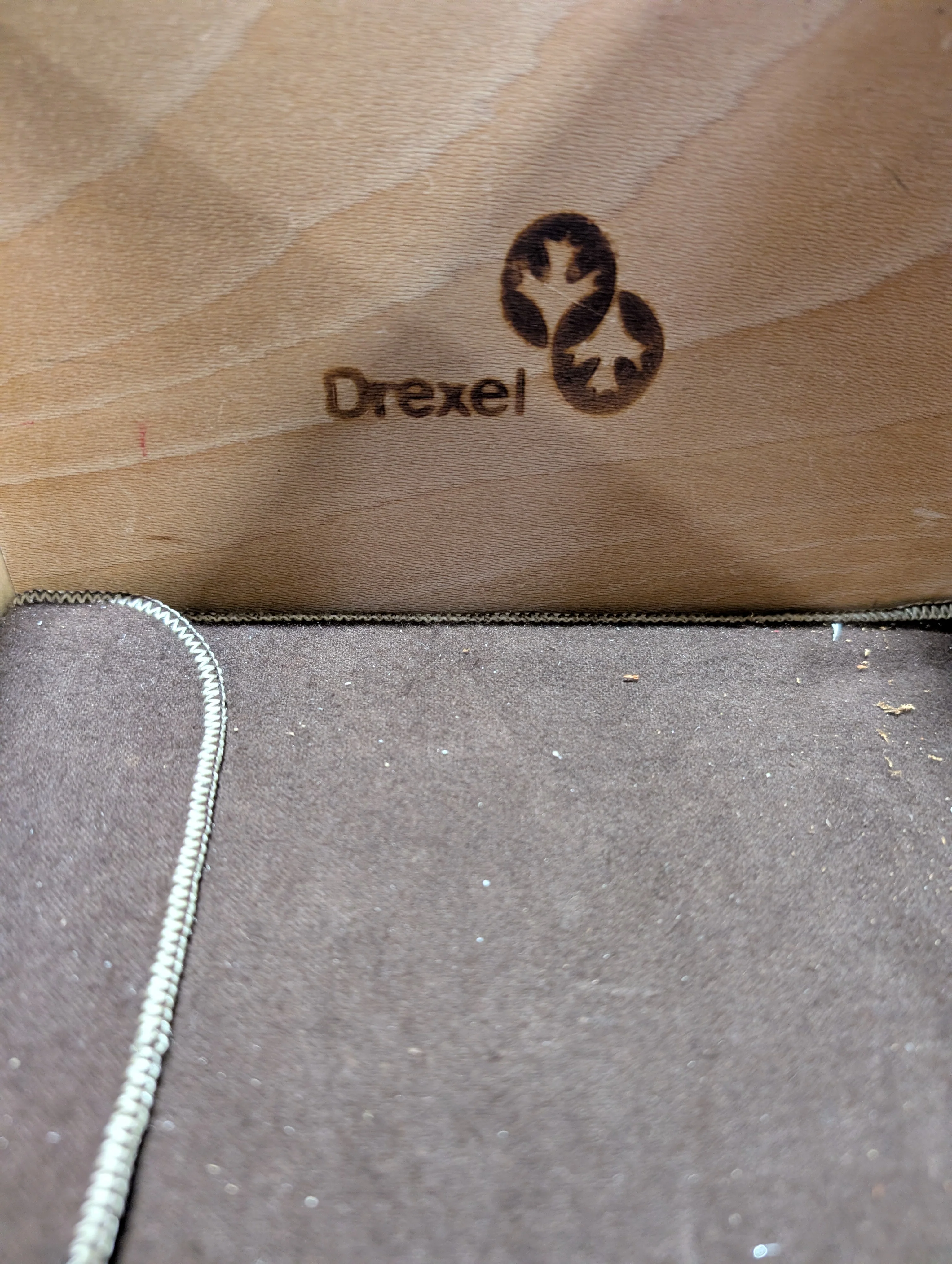 DREXEL Flip-top Serving Buffet - Image 5