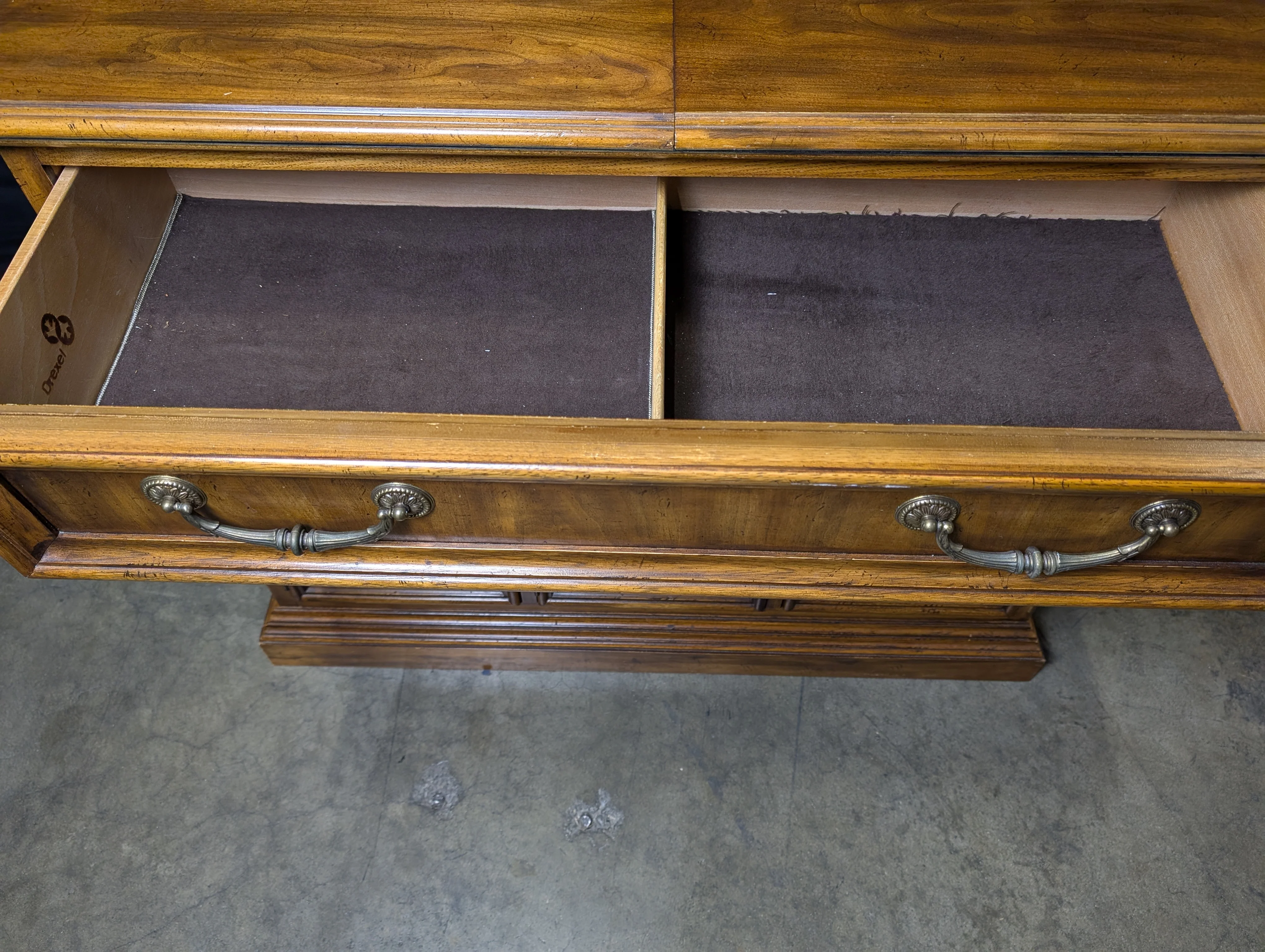 DREXEL Flip-top Serving Buffet - Image 7