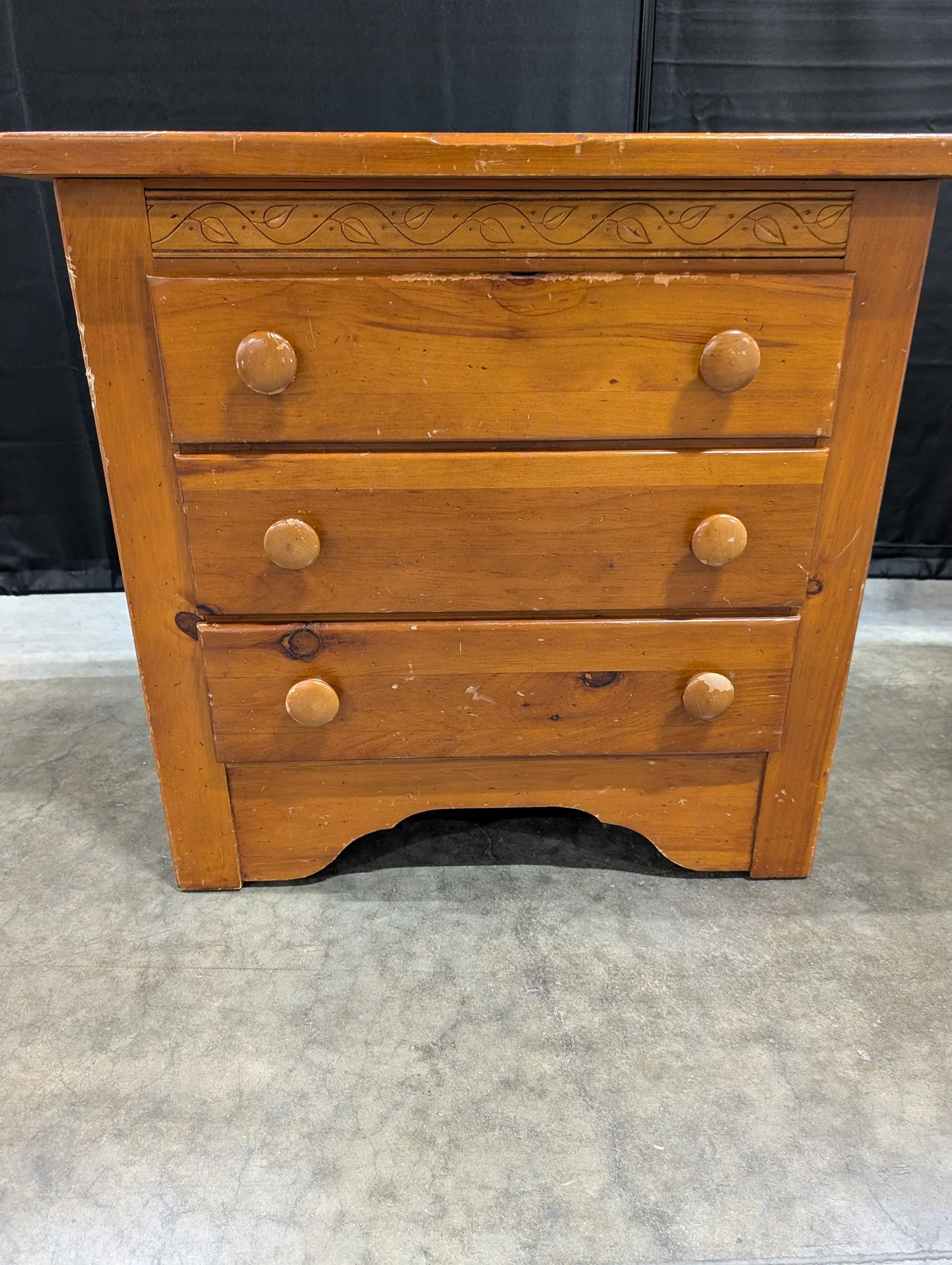 Rustic Pine Wood 3-Drawer Nightstand Chest - Image 5