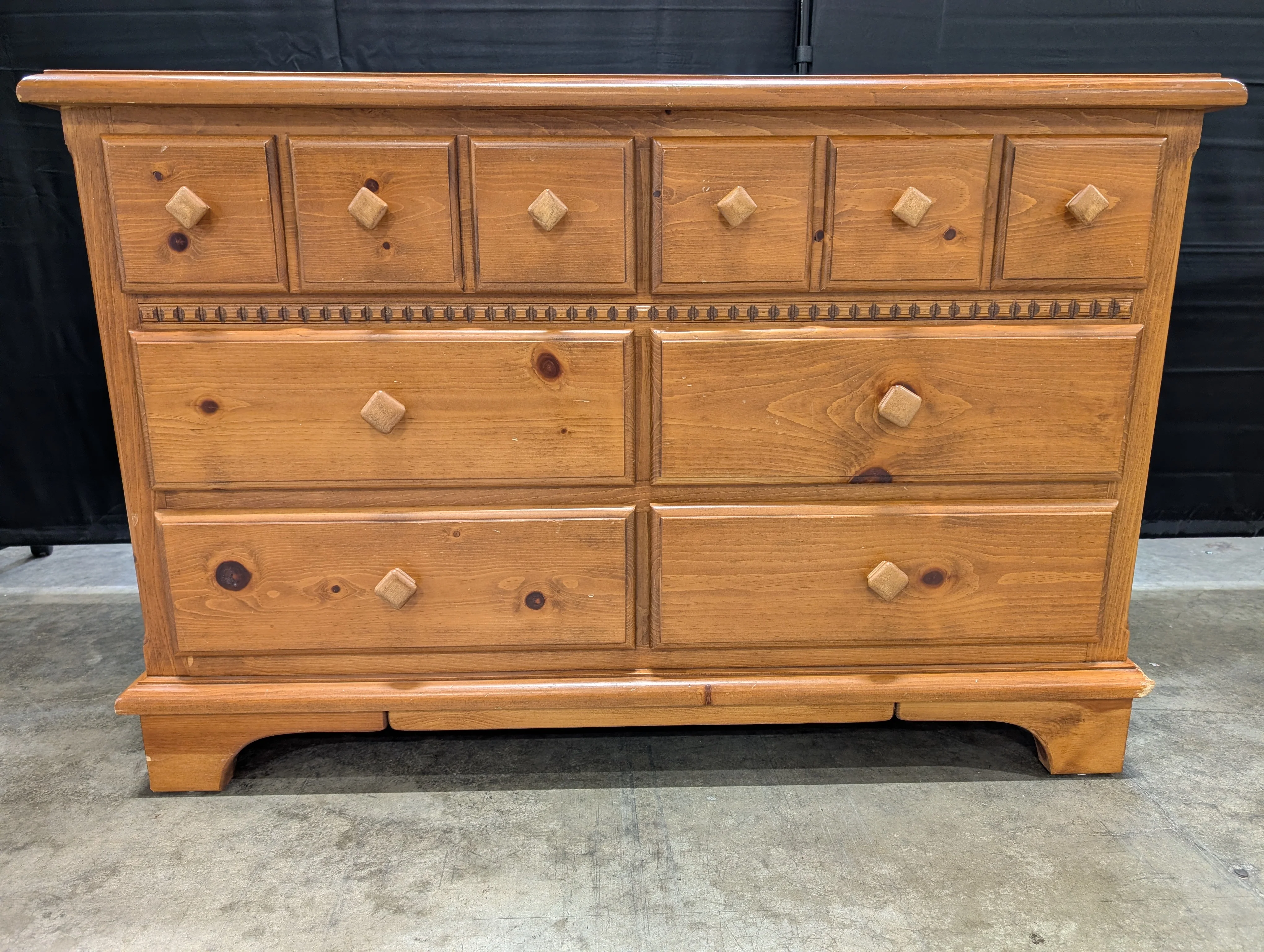 Solid Wood Six-Drawer Chest with Warm Honey Finish - Image 11