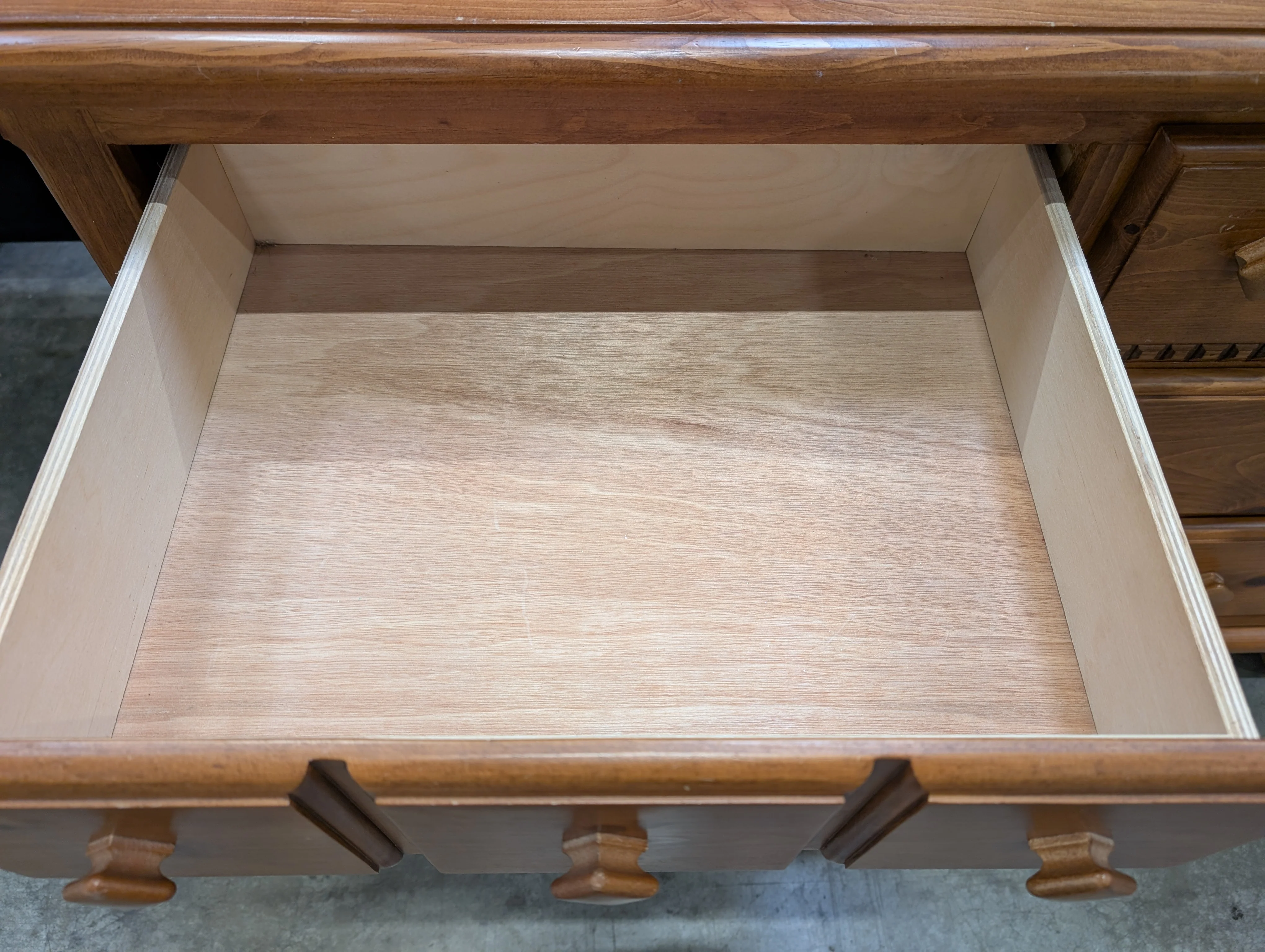Solid Wood Six-Drawer Chest with Warm Honey Finish - Image 7