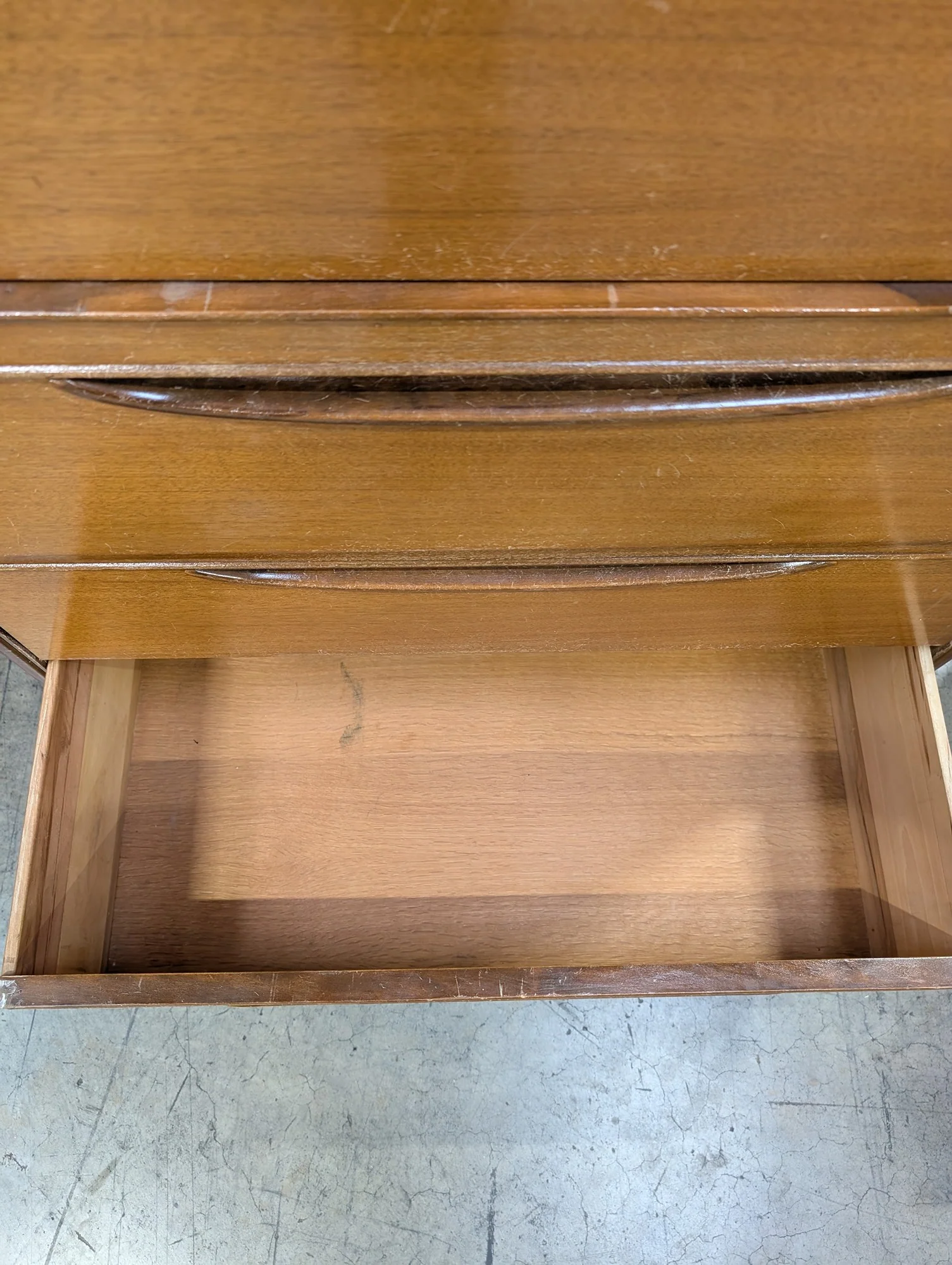 Kent-Coffey Mid-Century Modern Wood Five-Drawer Chest - Image 5