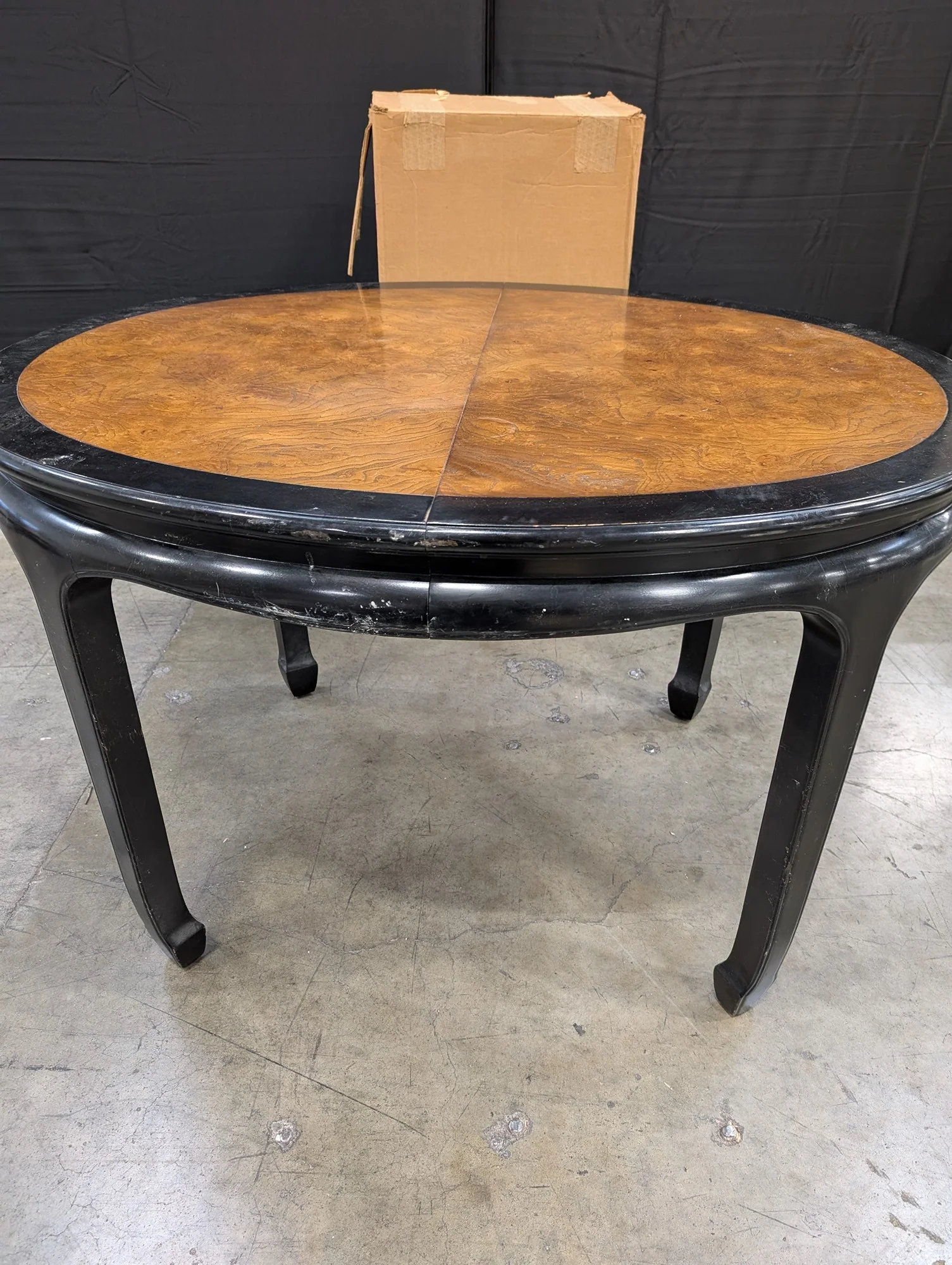 Round Burl Wood Extendable Dining Table with Black Lacquer Finish - Image 2