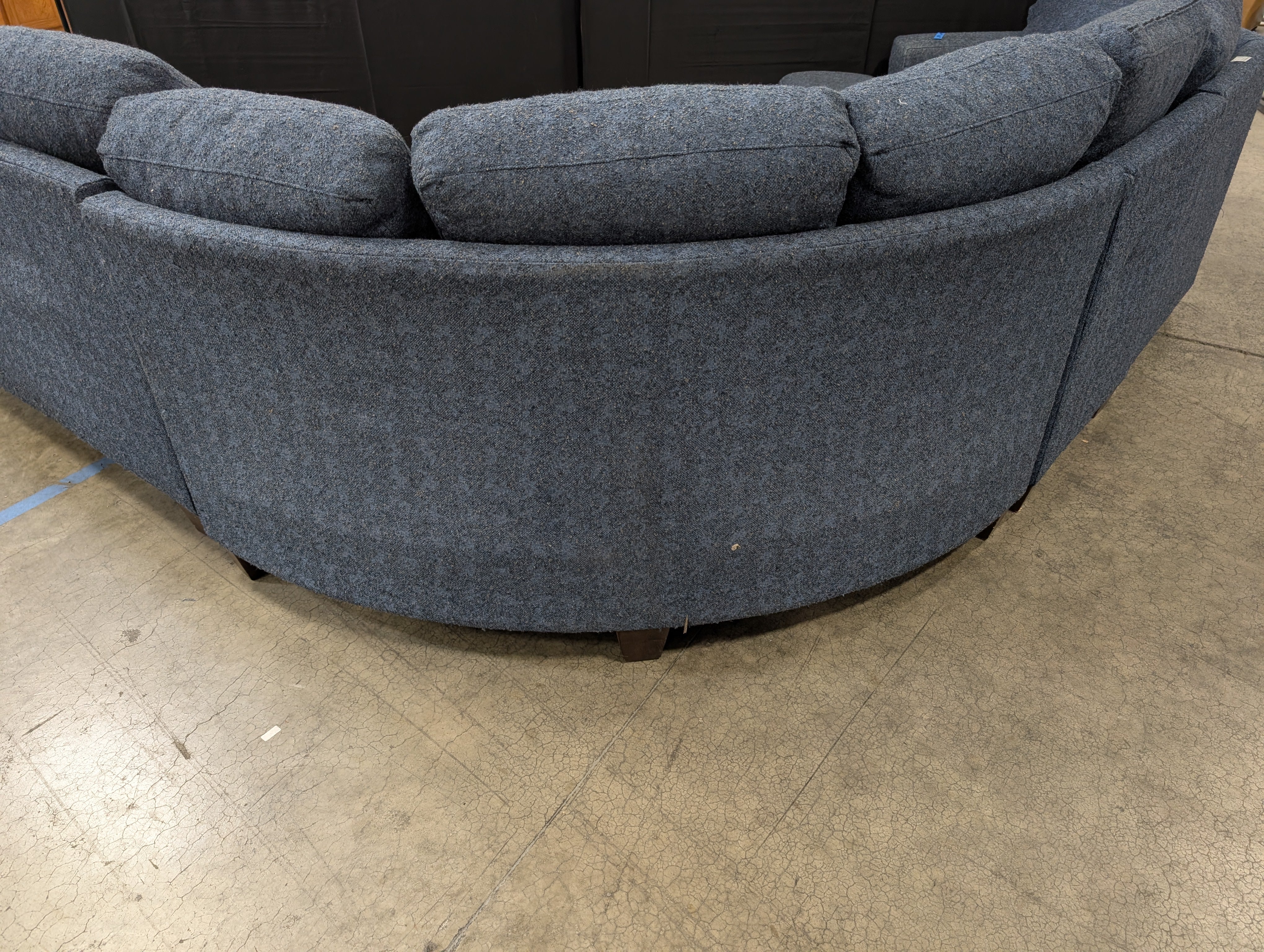 Bassett Contemporary Blue Sectional Sofa - Image 4