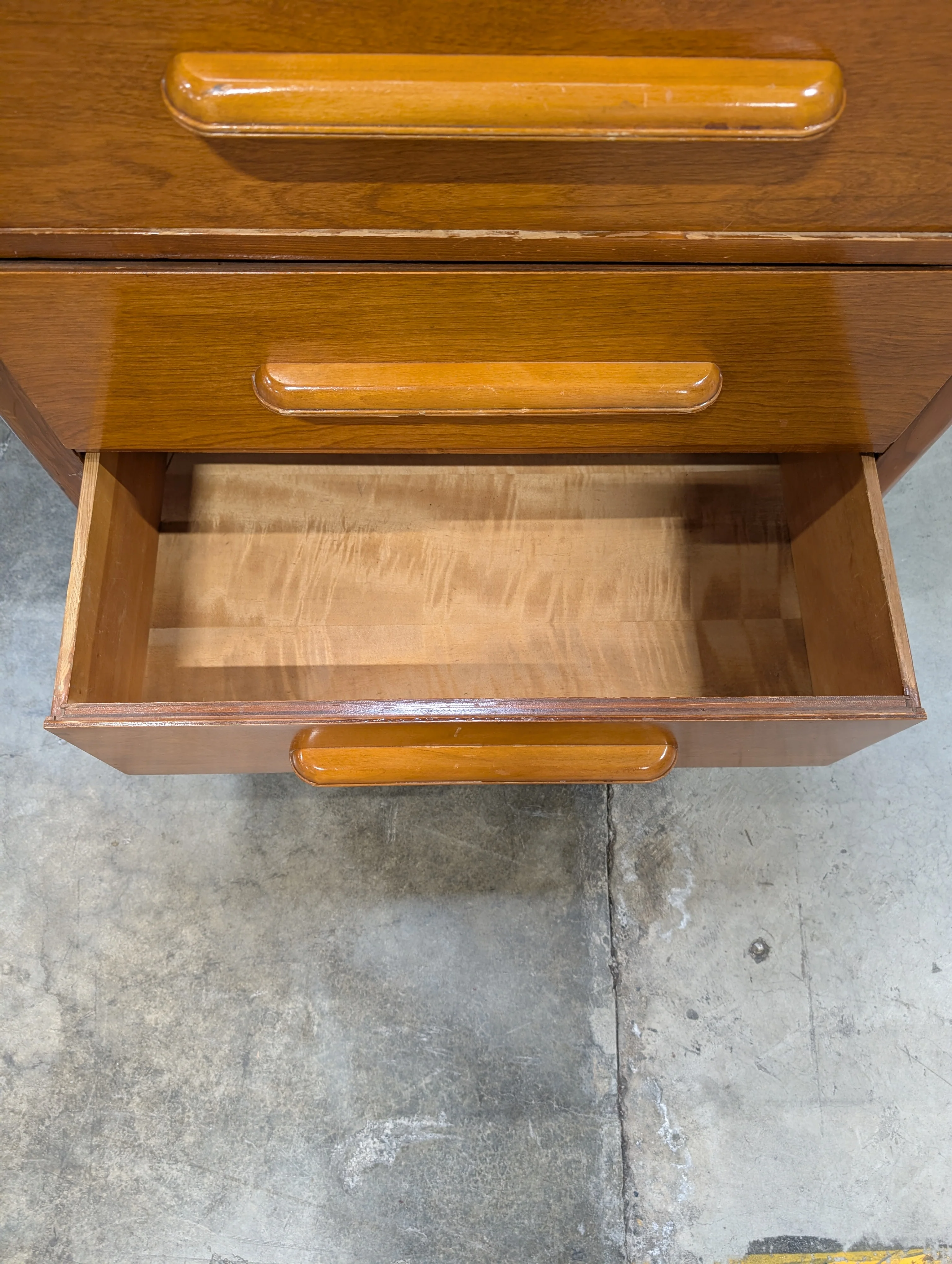 Vintage Mid-Century Style Three-Drawer Wood Dresser - Image 5