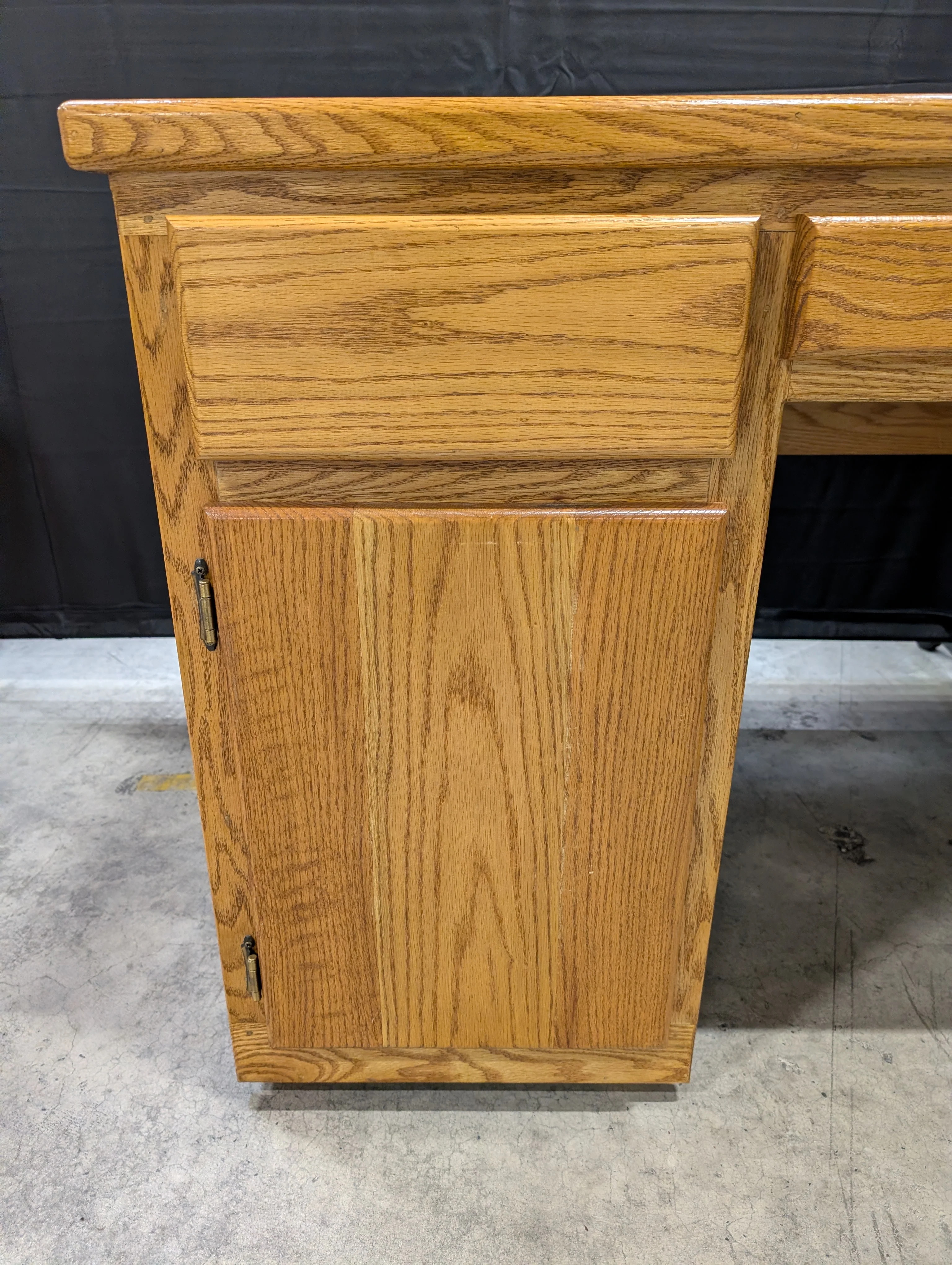 Solid Oak Desk - Image 3