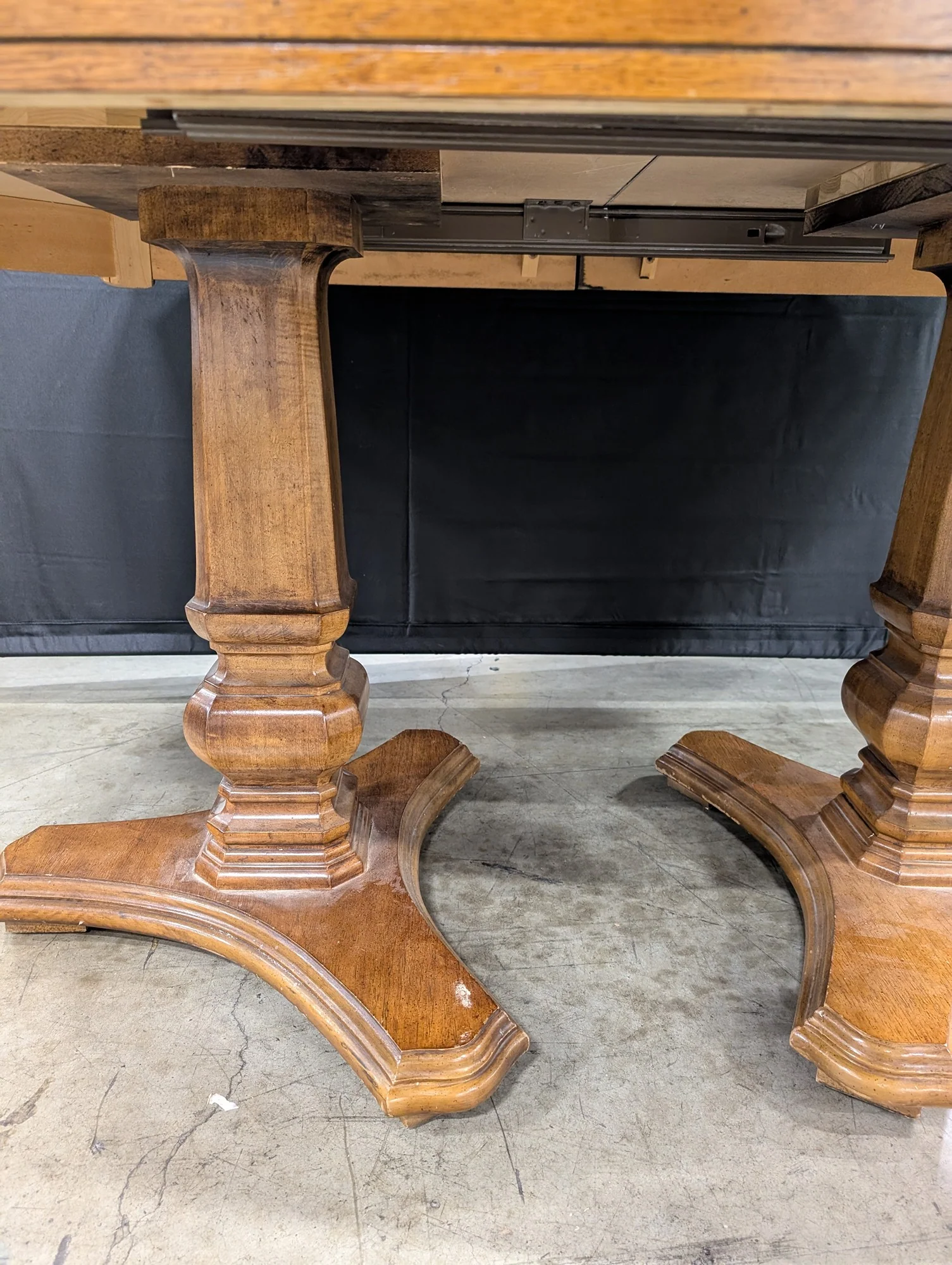 Classic Oval Wood Pedestal Dining Table - Image 4