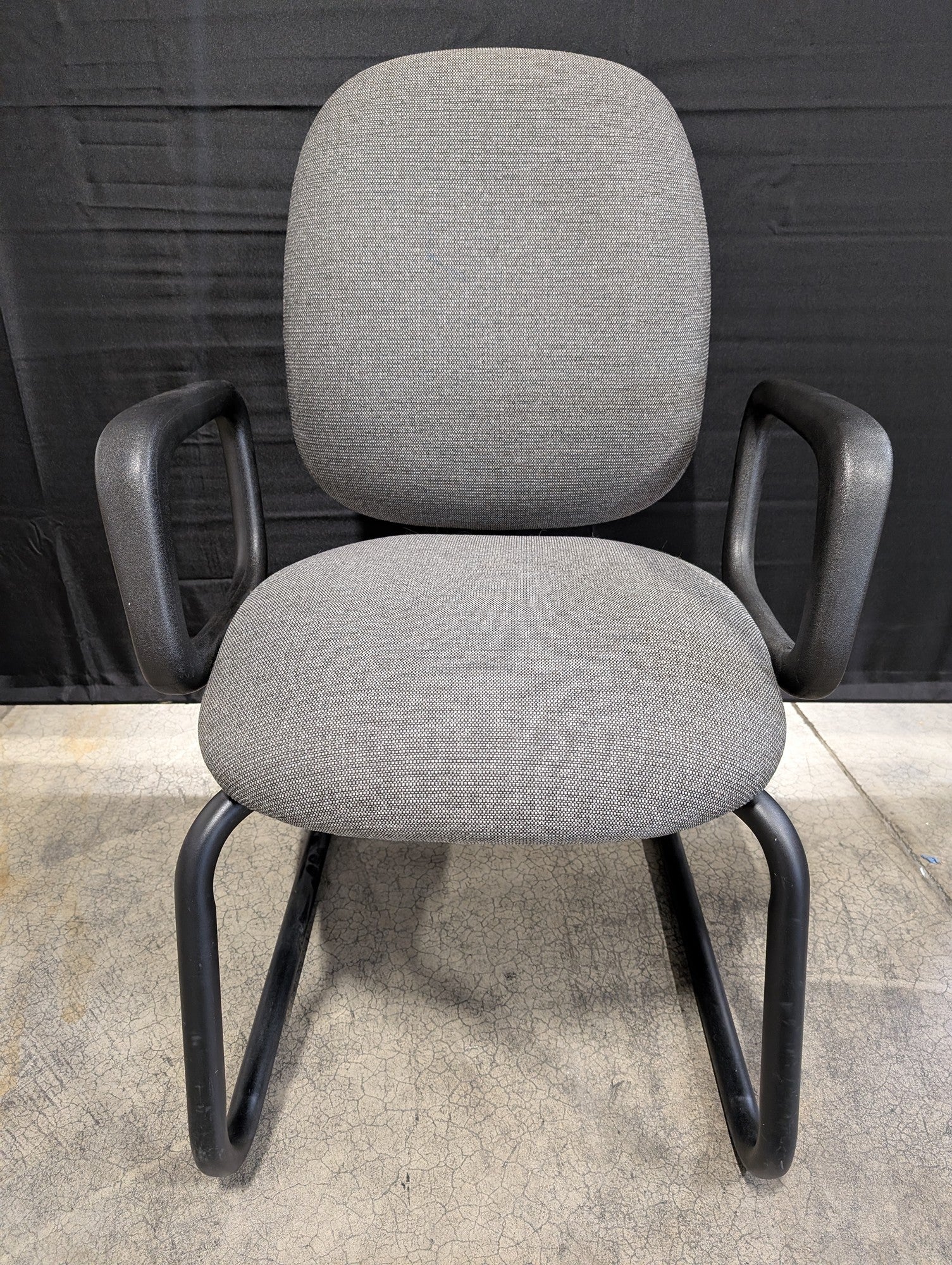 Sitonit Grey Fabric Sled Base Office Guest Chair