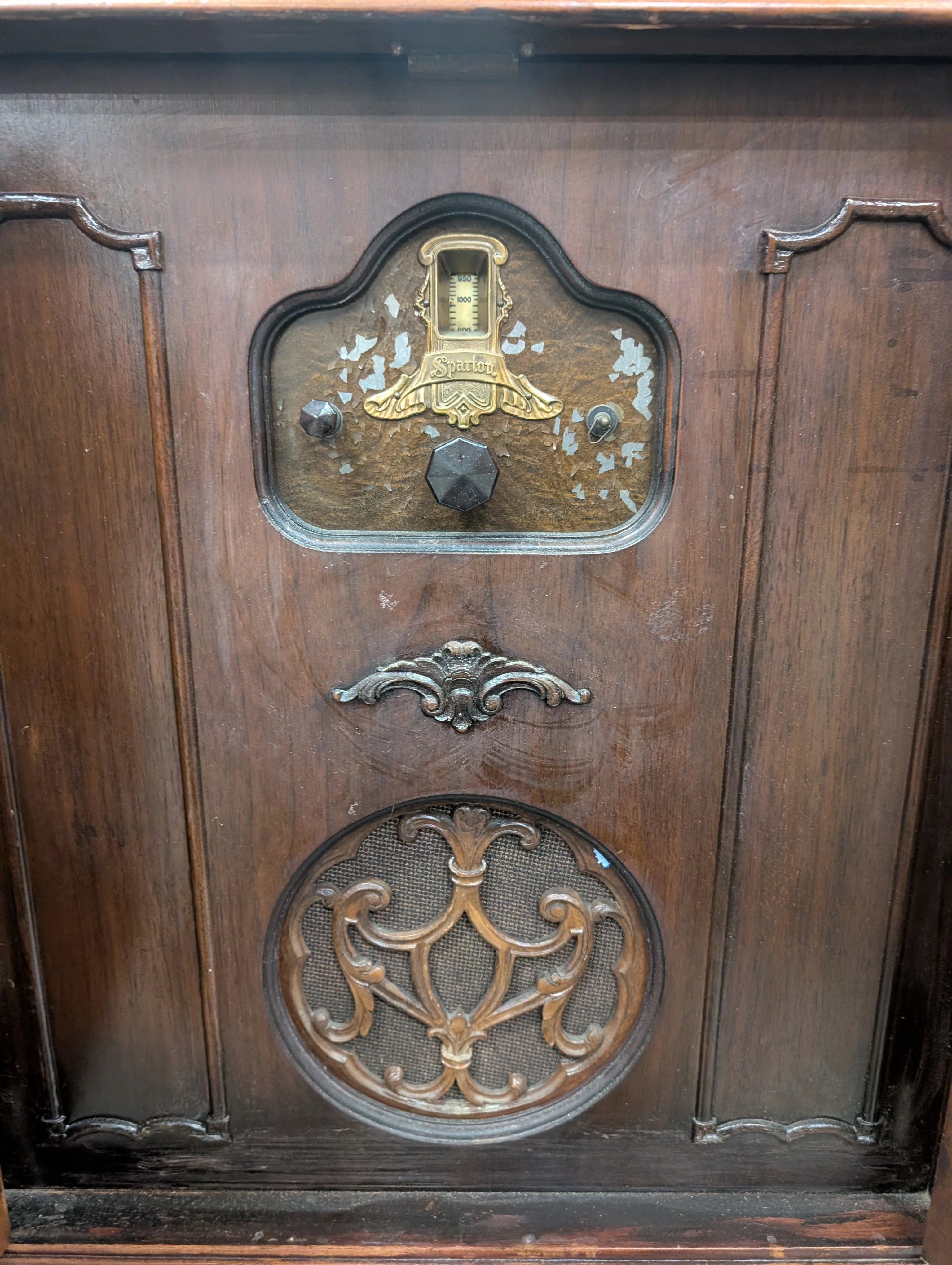 Vintage Carved Wood Radio Cabinet with Double Doors - Image 2
