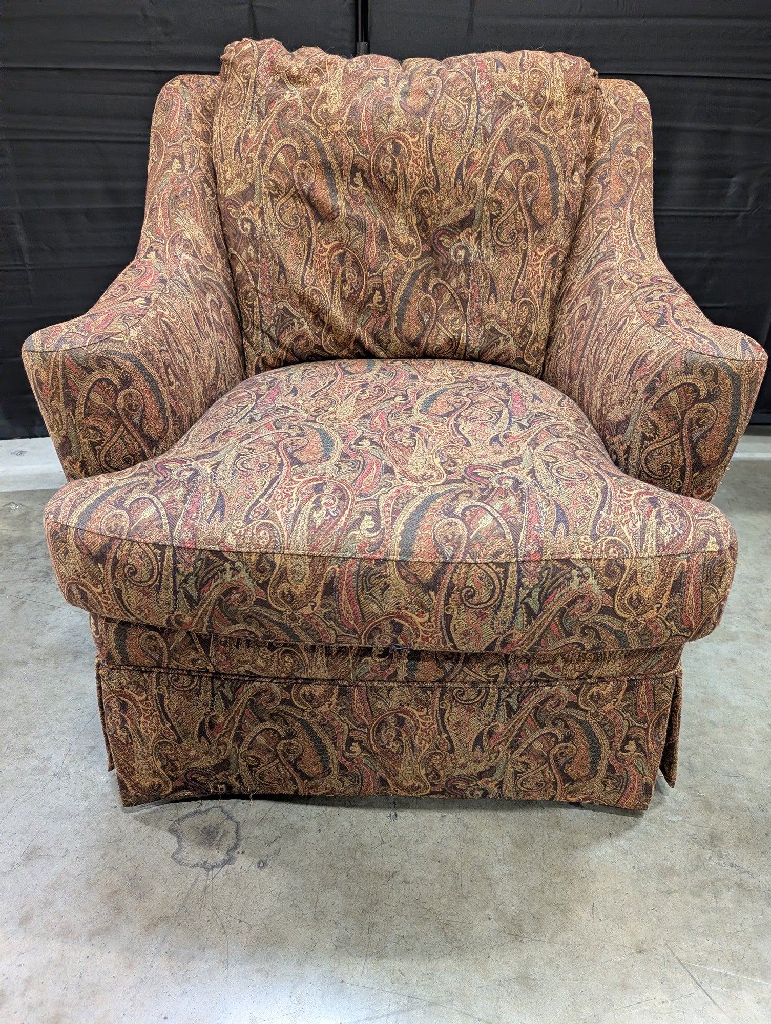 Sherrill Furniture Traditional Paisley Upholstered Armchair - Image 3