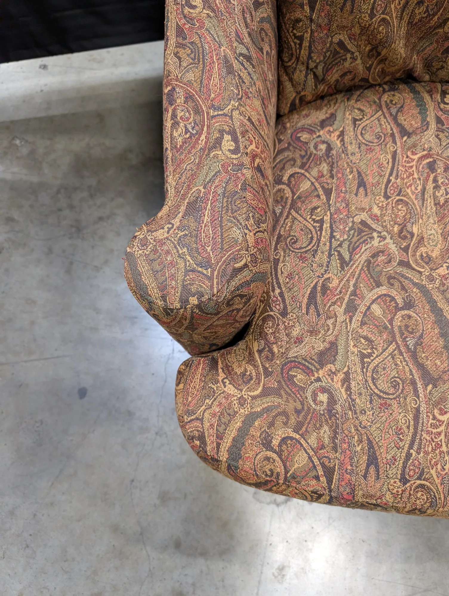 Sherrill Furniture Traditional Paisley Upholstered Armchair - Image 4