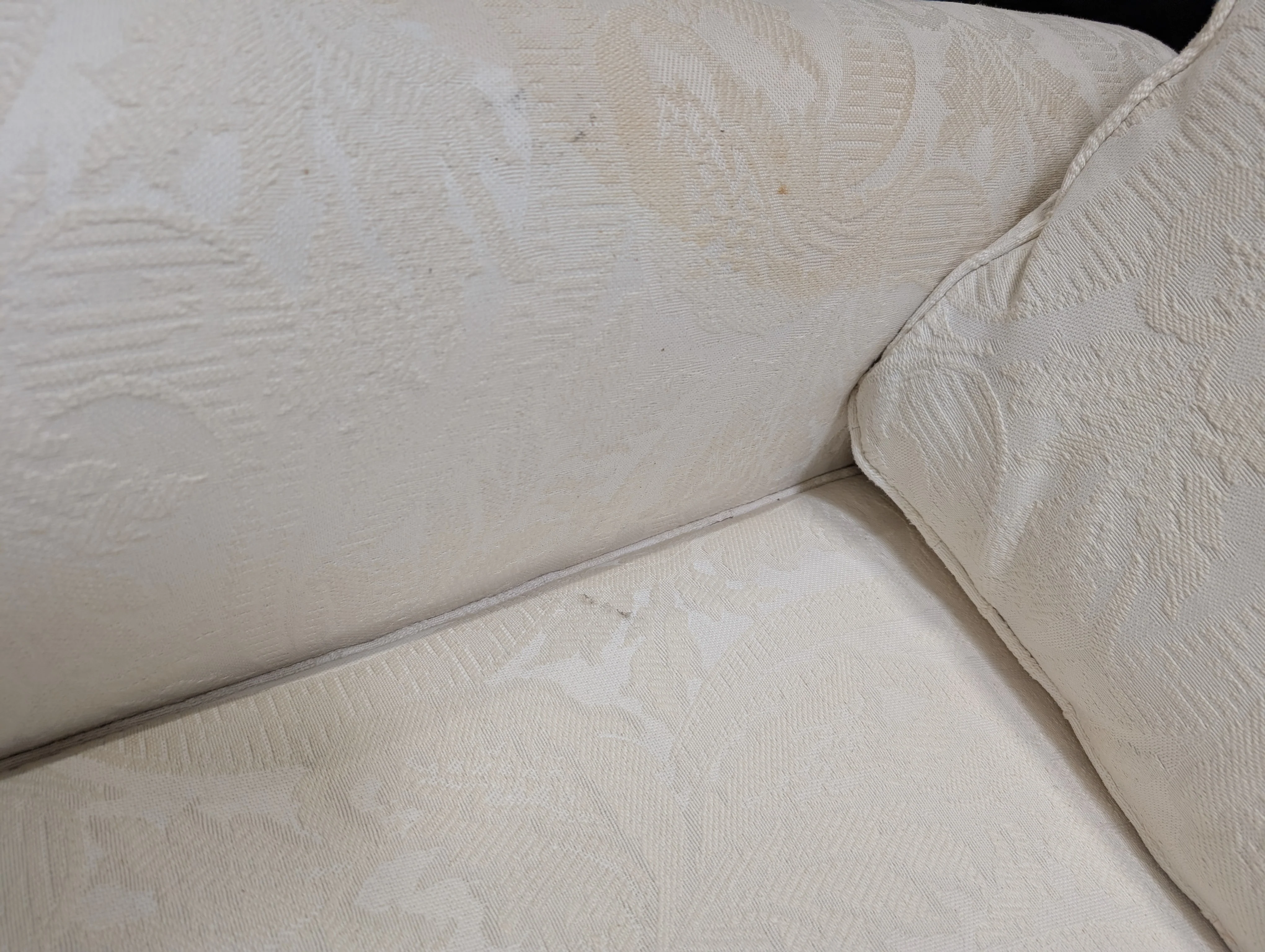 DREXEL Heritage Cream Loveseat - Image 5