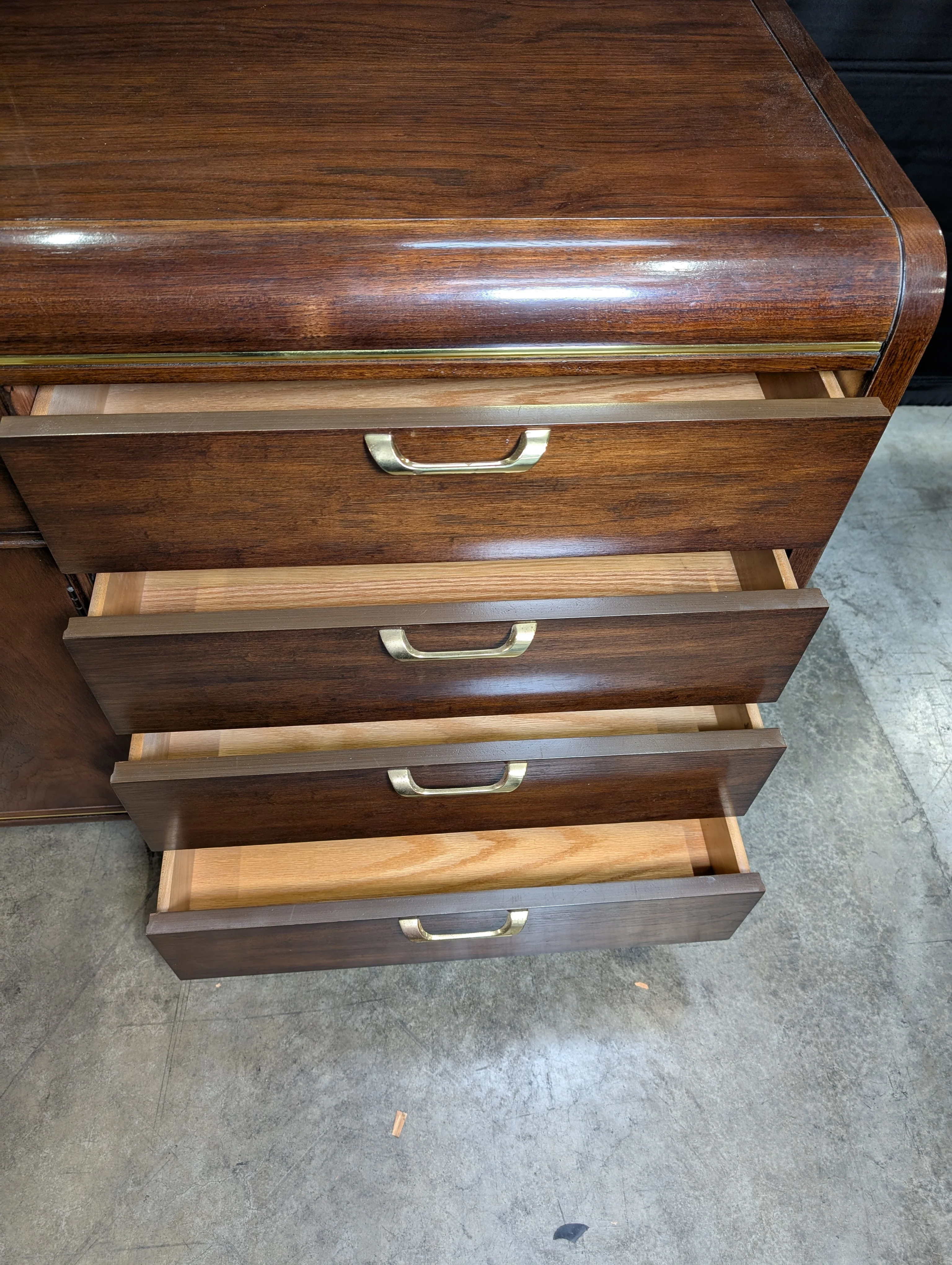 Thomasville Dark Wood Credenza - Image 4