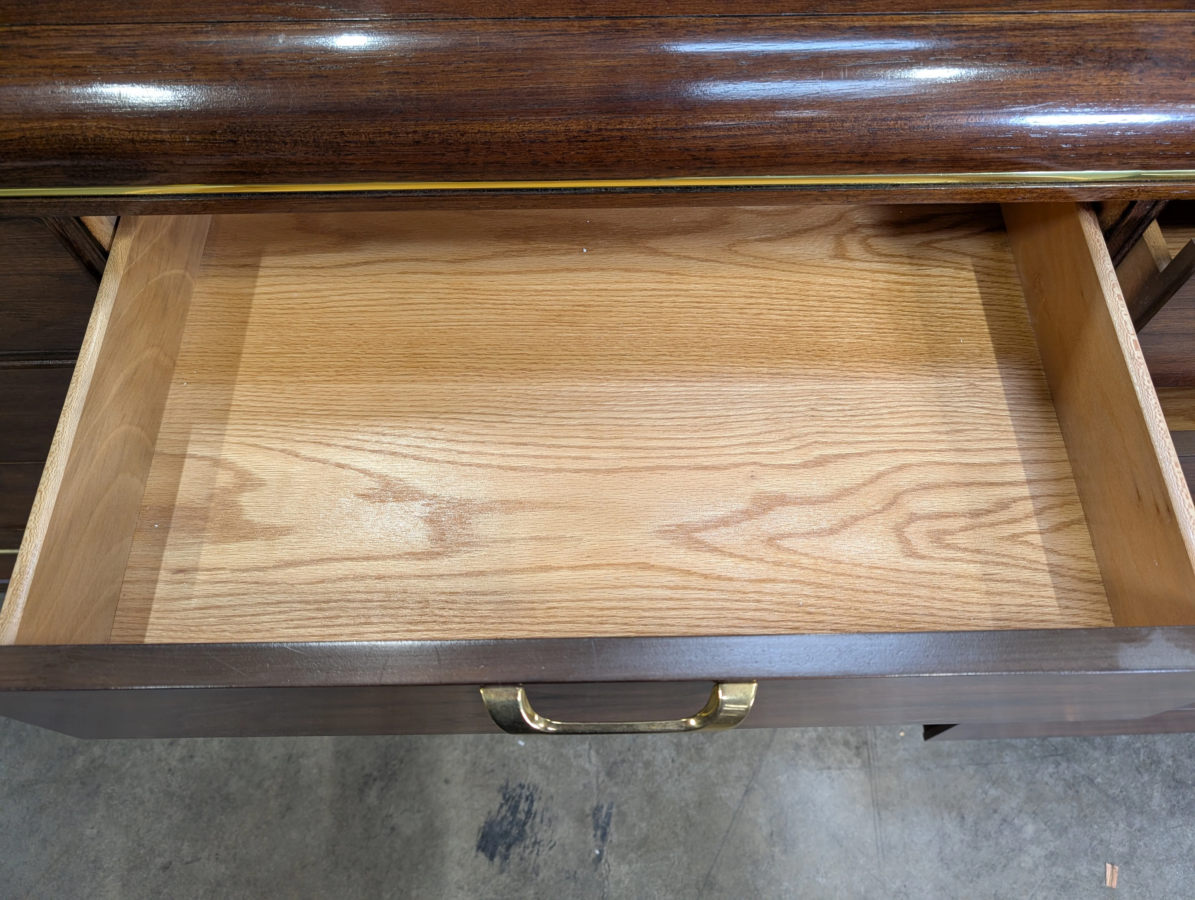 Thomasville Dark Wood Credenza - Image 5