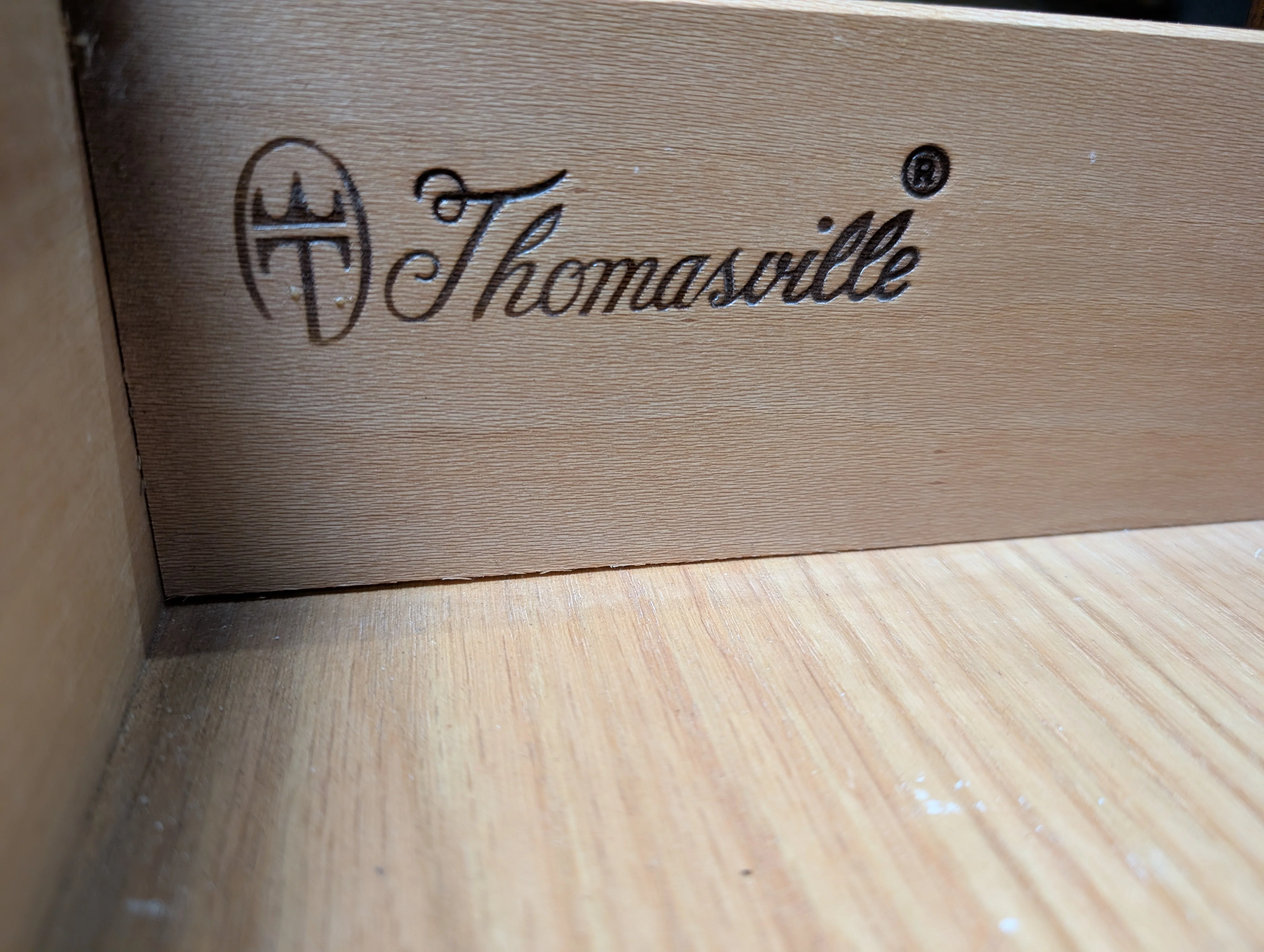 Thomasville Dark Wood Credenza - Image 6