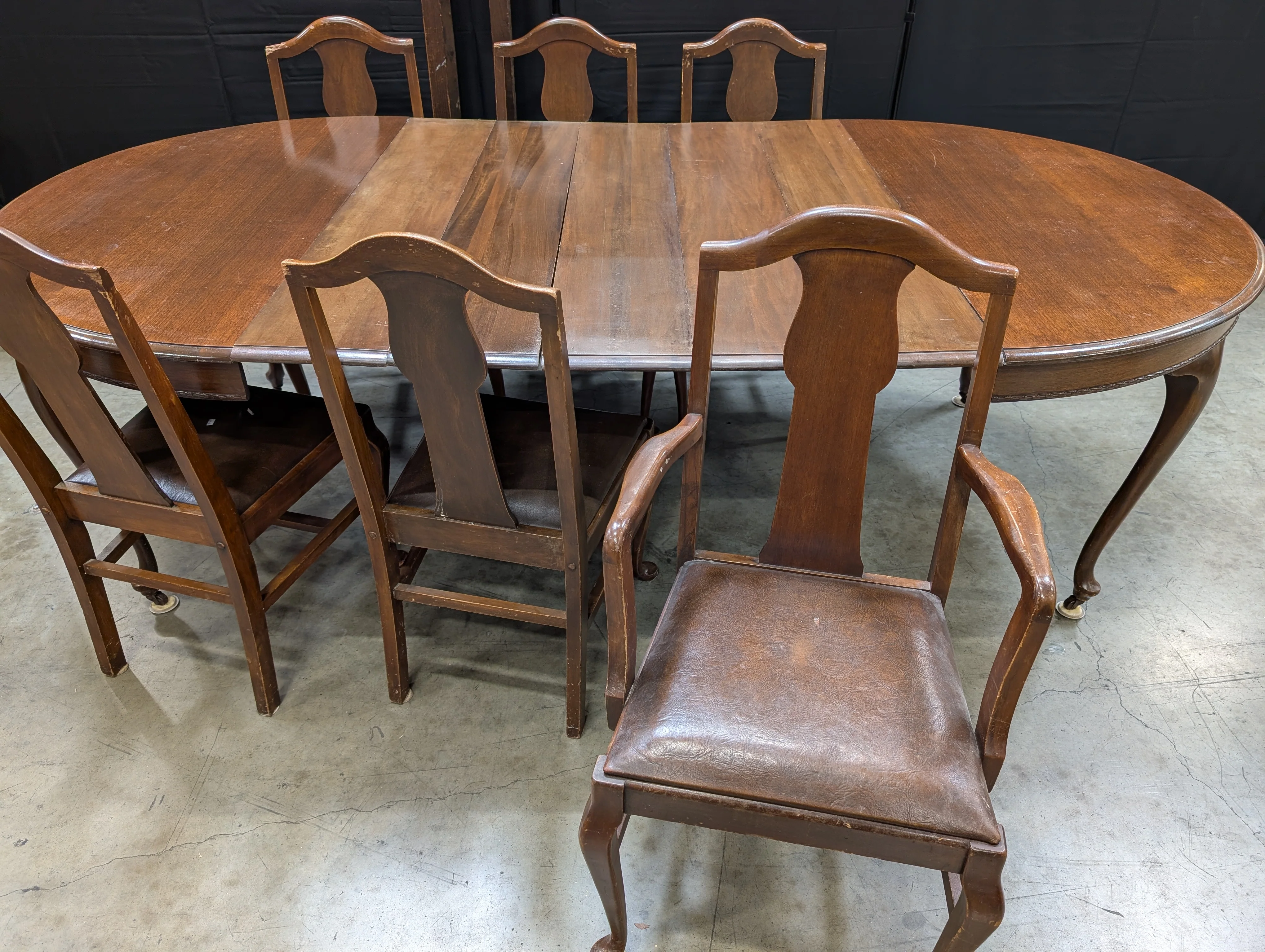Antique Dark Wood Round Dining Table with six Dining Chairs - Image 7