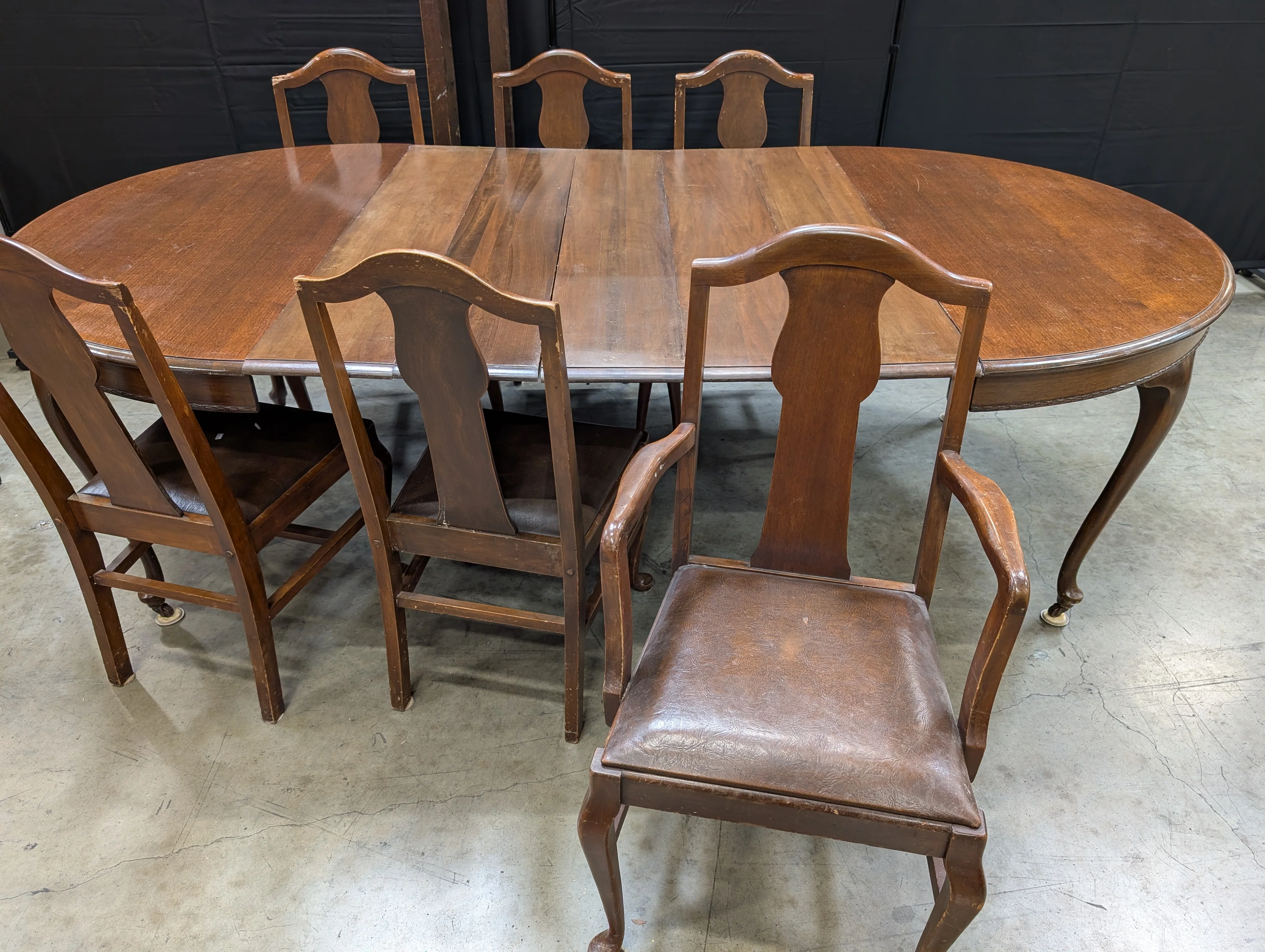 Antique Dark Wood Round Dining Table with six Dining Chairs - Image 8