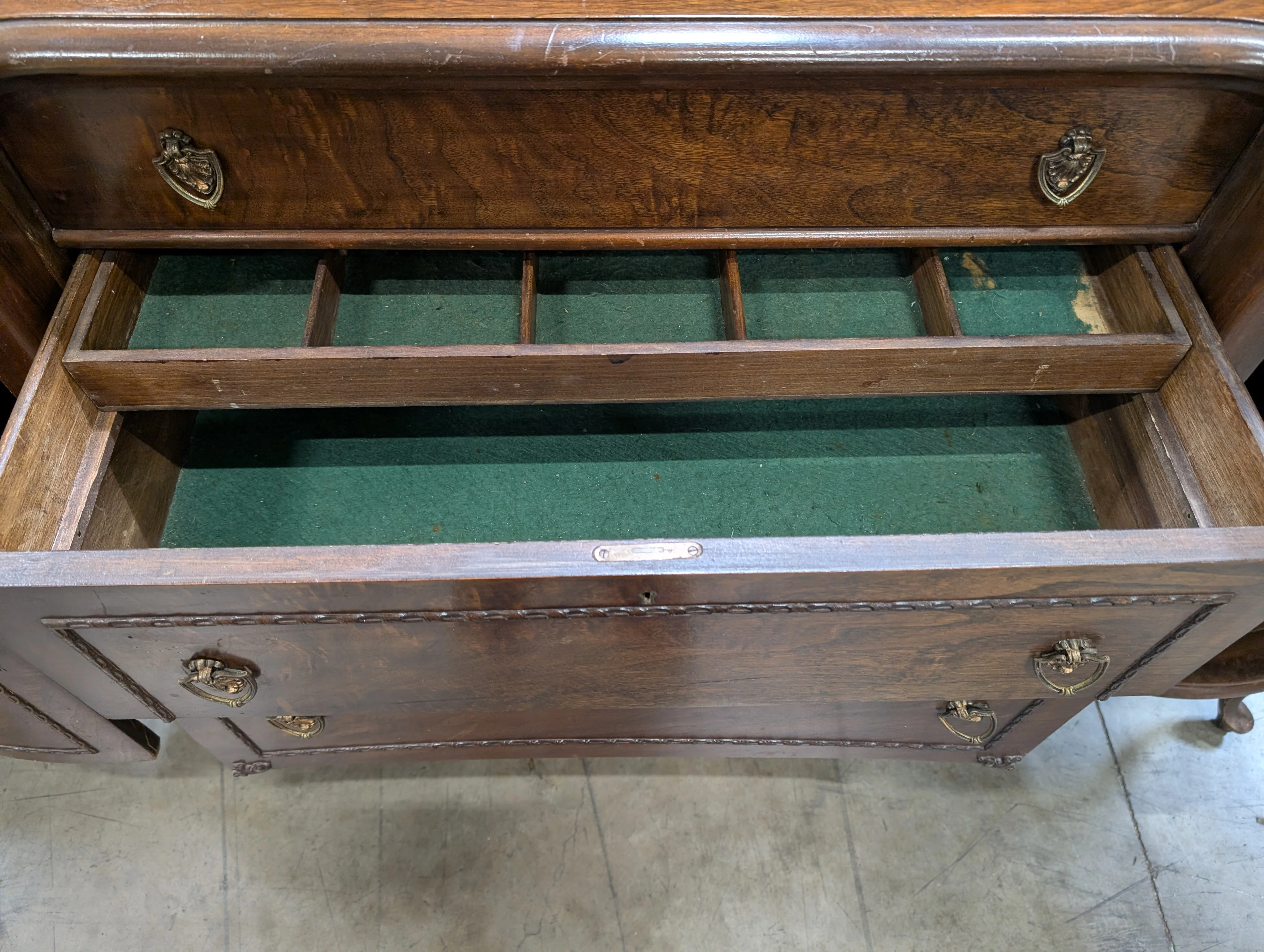 Vintage Dark Wood Sideboard with Curved Front and Cabriole Legs - Image 7