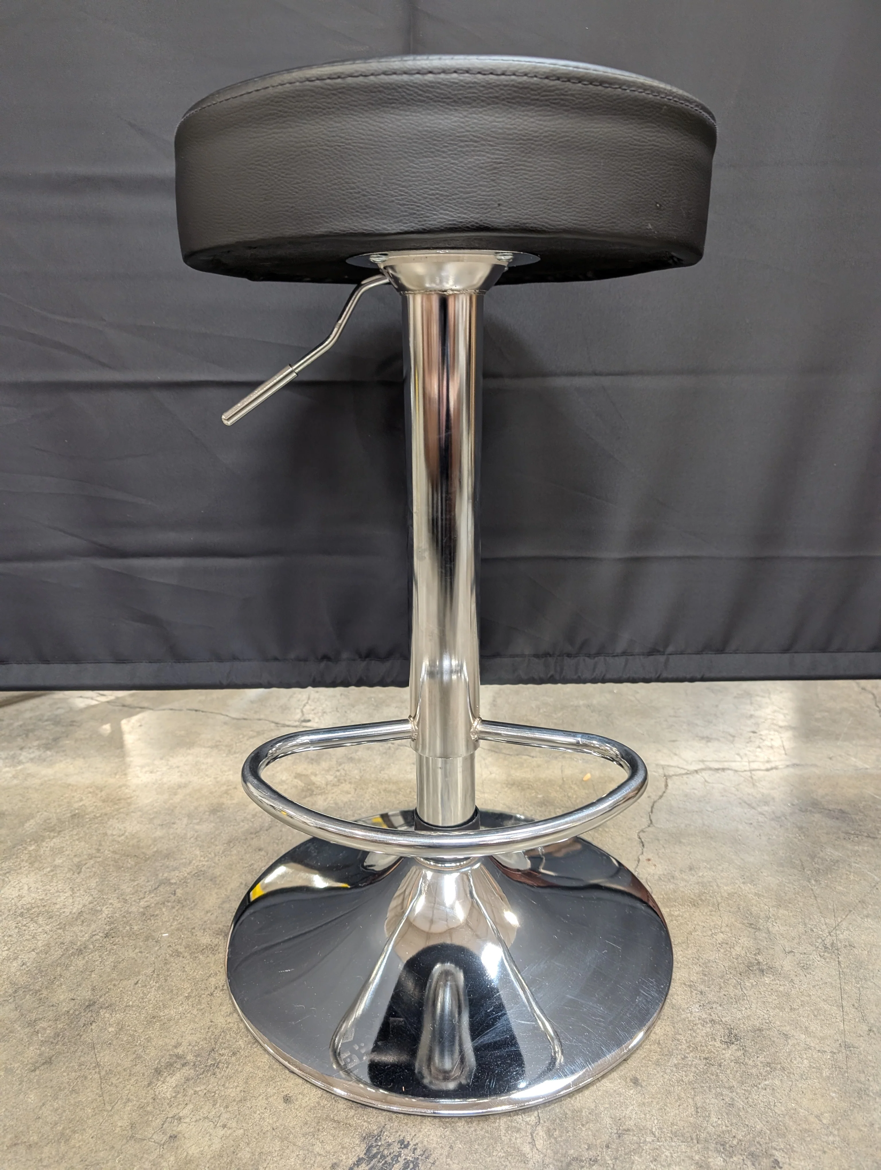 Modern Black Adjustable Bar Stools with Chrome Base - Image 4