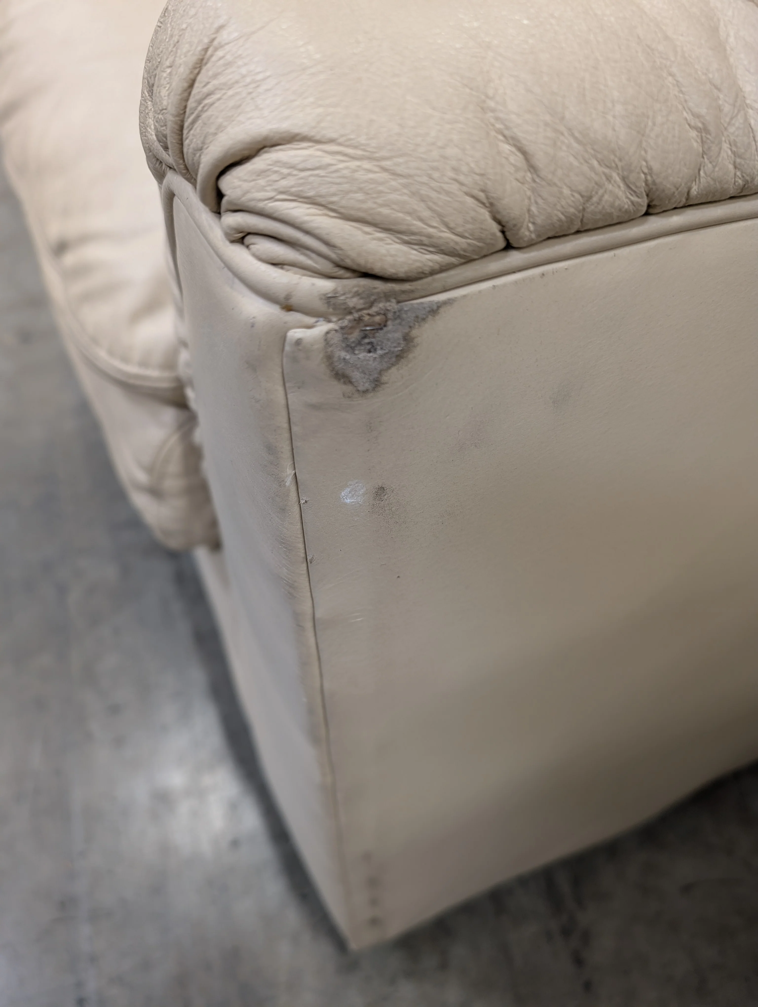 Emerson Leather Cream Sofa - Image 11
