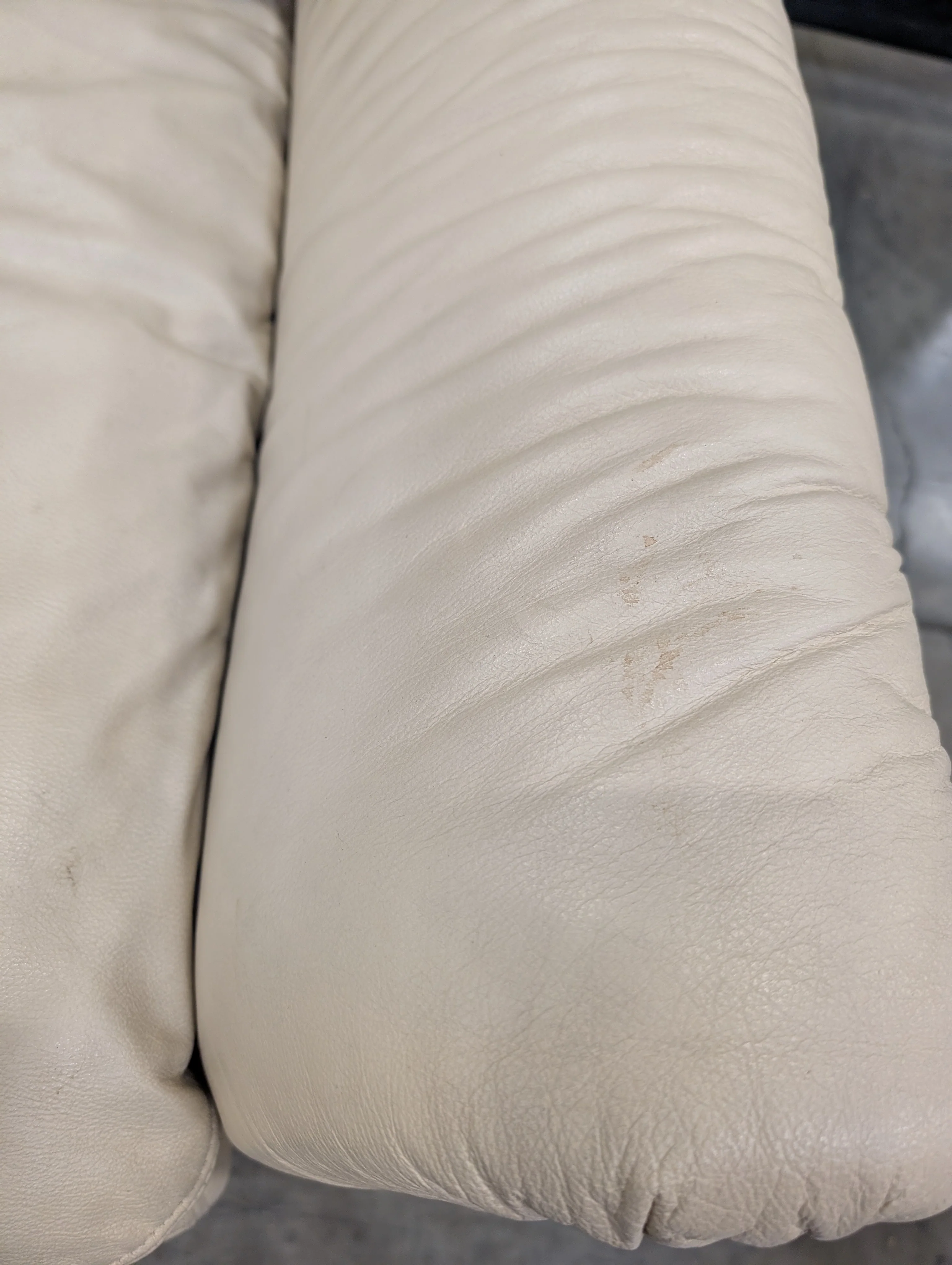 Emerson Leather Cream Sofa - Image 5