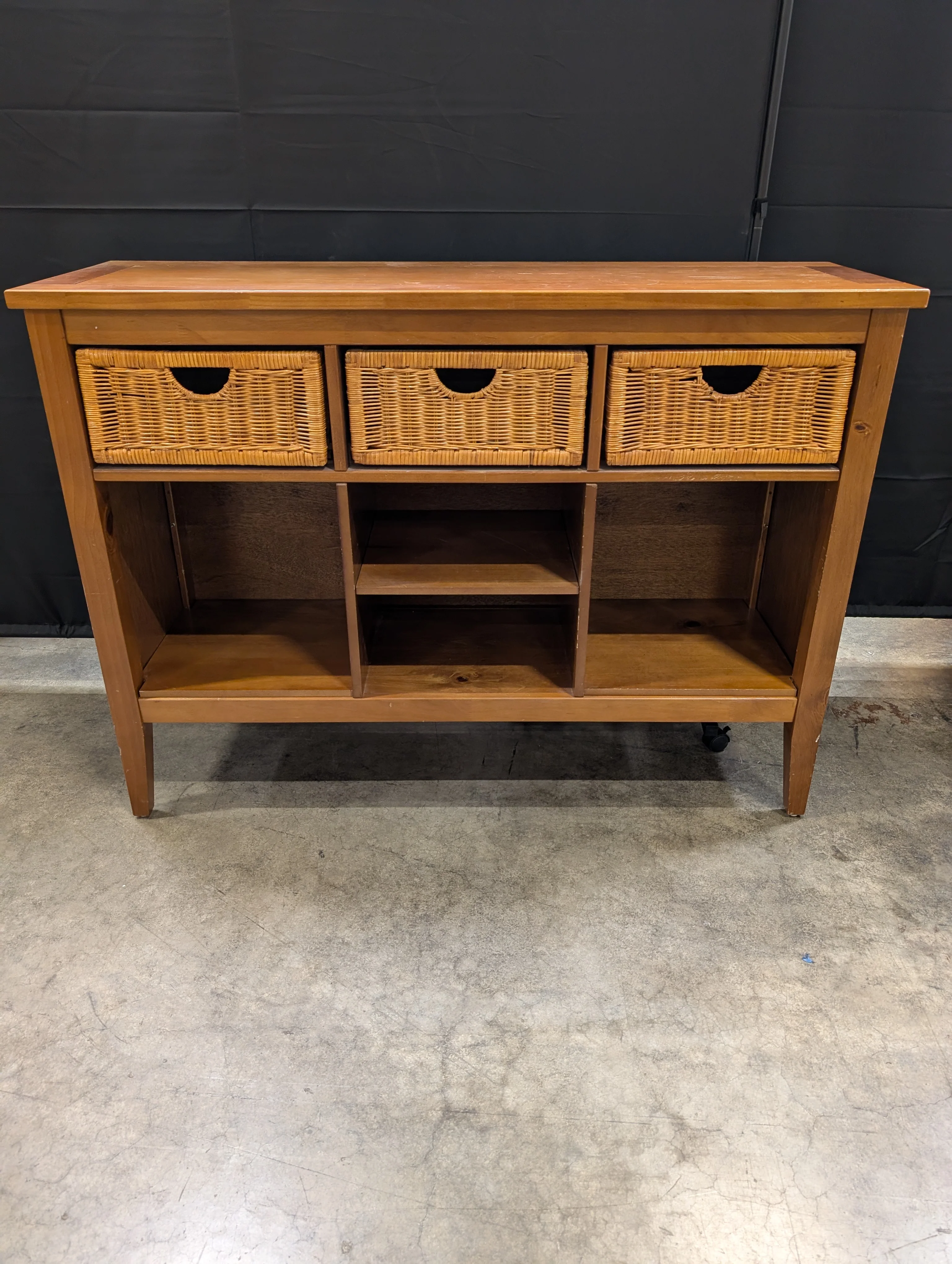 Wooden Console Table with Wicker Baskets and Open Shelves - Image 2