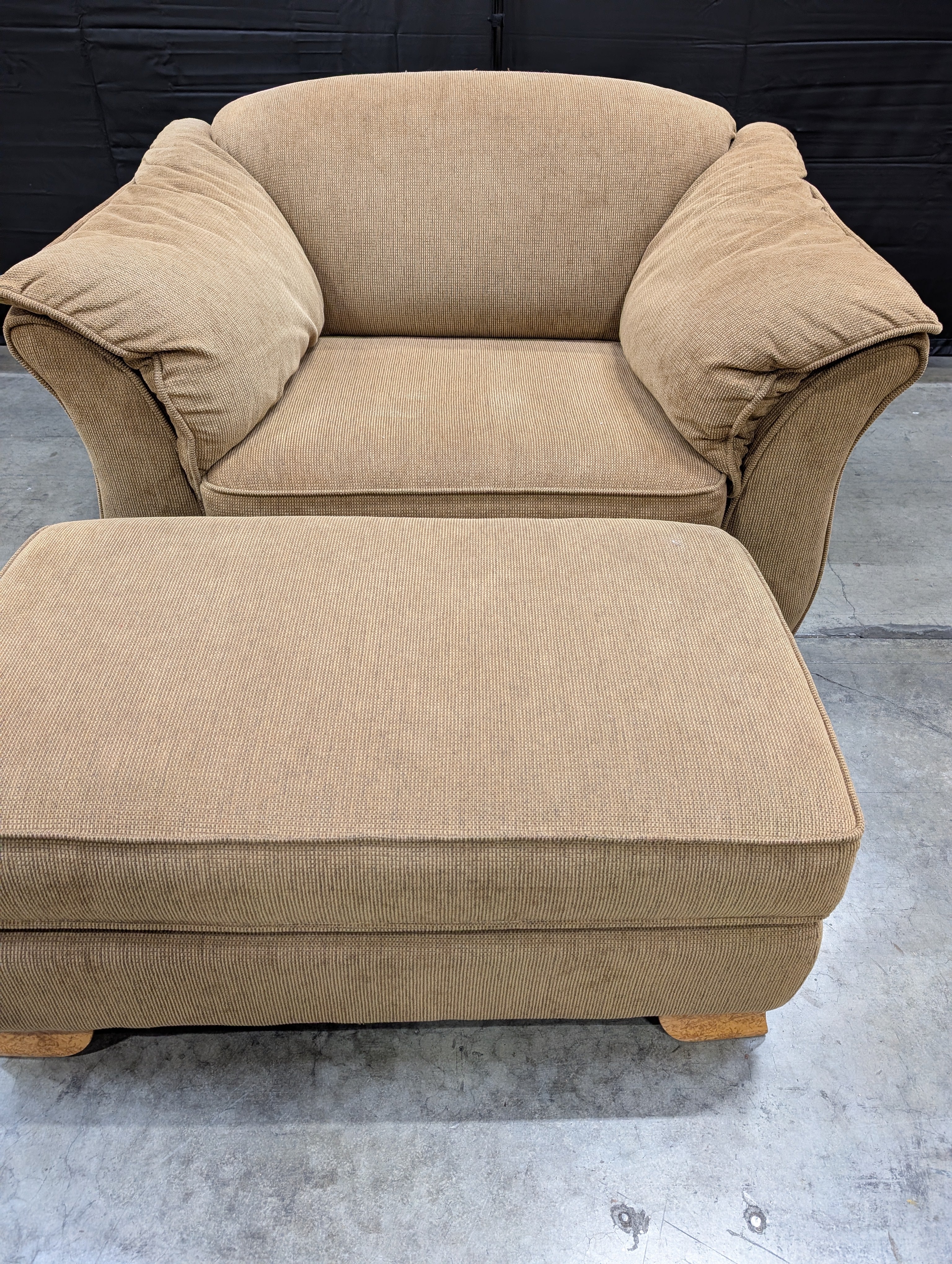 Large Plush Fabric Armchair and Matching Ottoman - Image 5