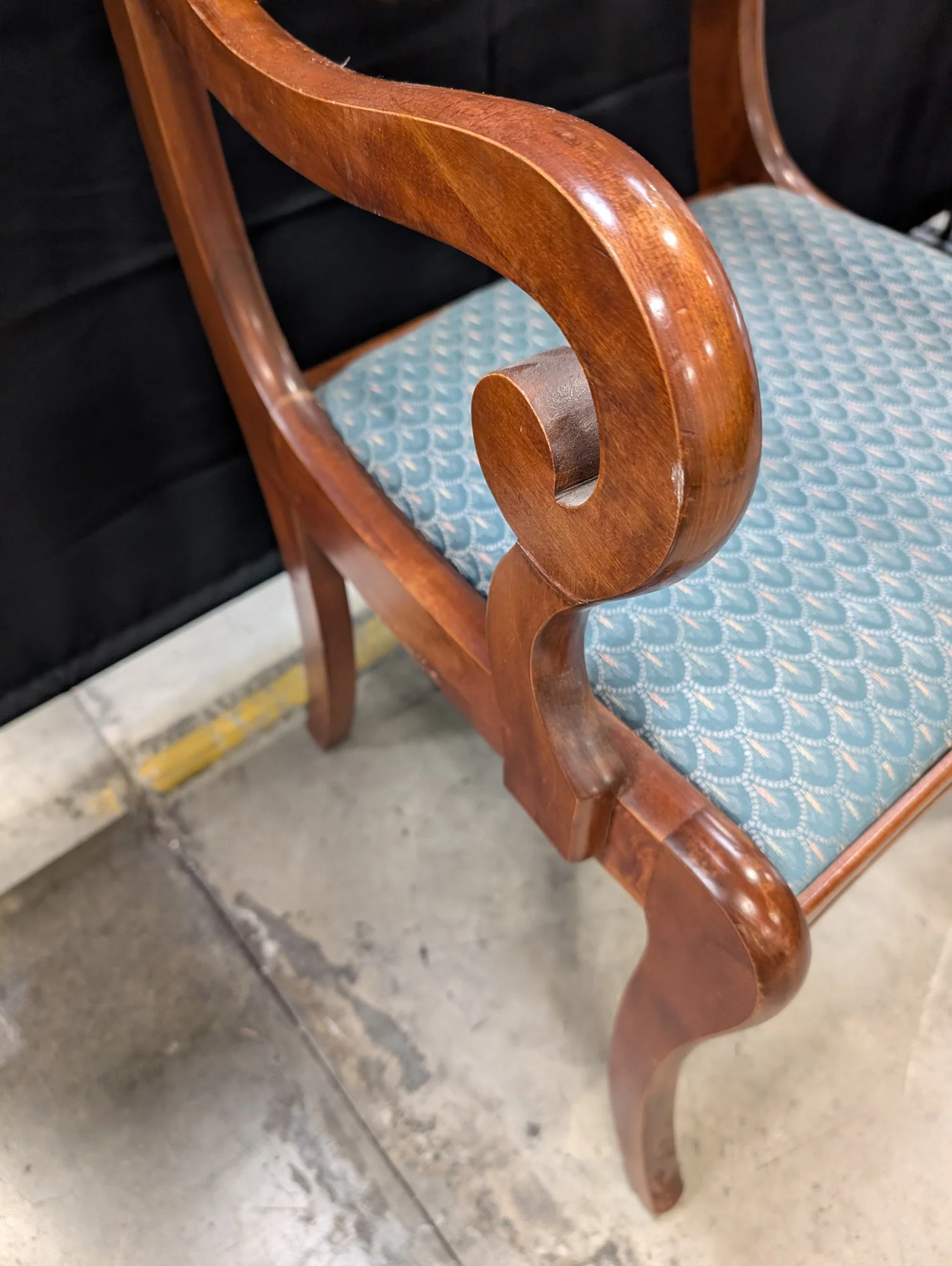 Classic Carved Wood Armchair with Scalloped Blue Upholstery - Image 3